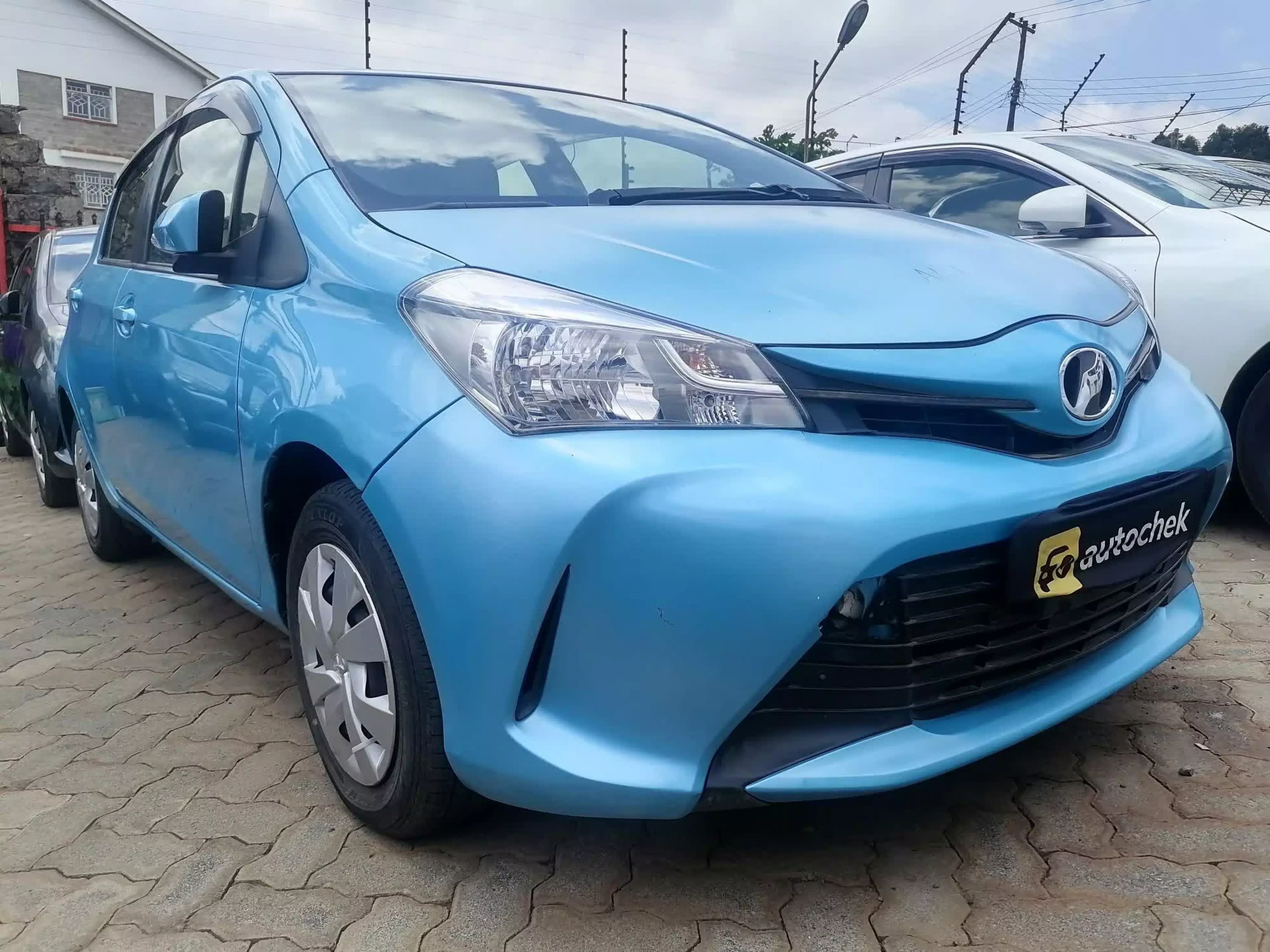 Toyota Vitz - 2016