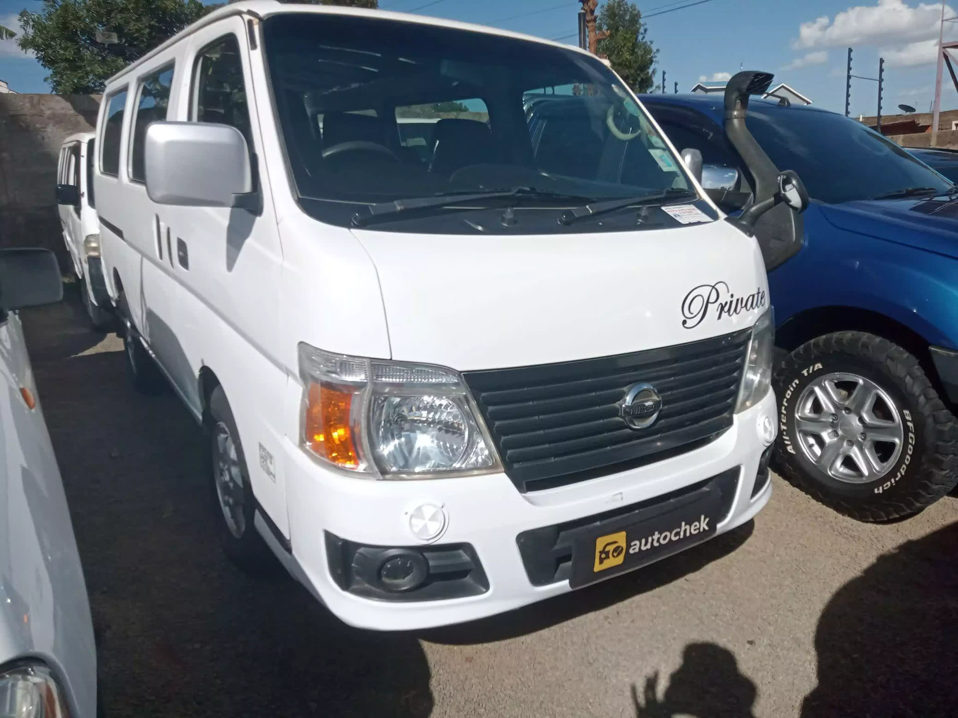 Nissan Caravan  - 2011