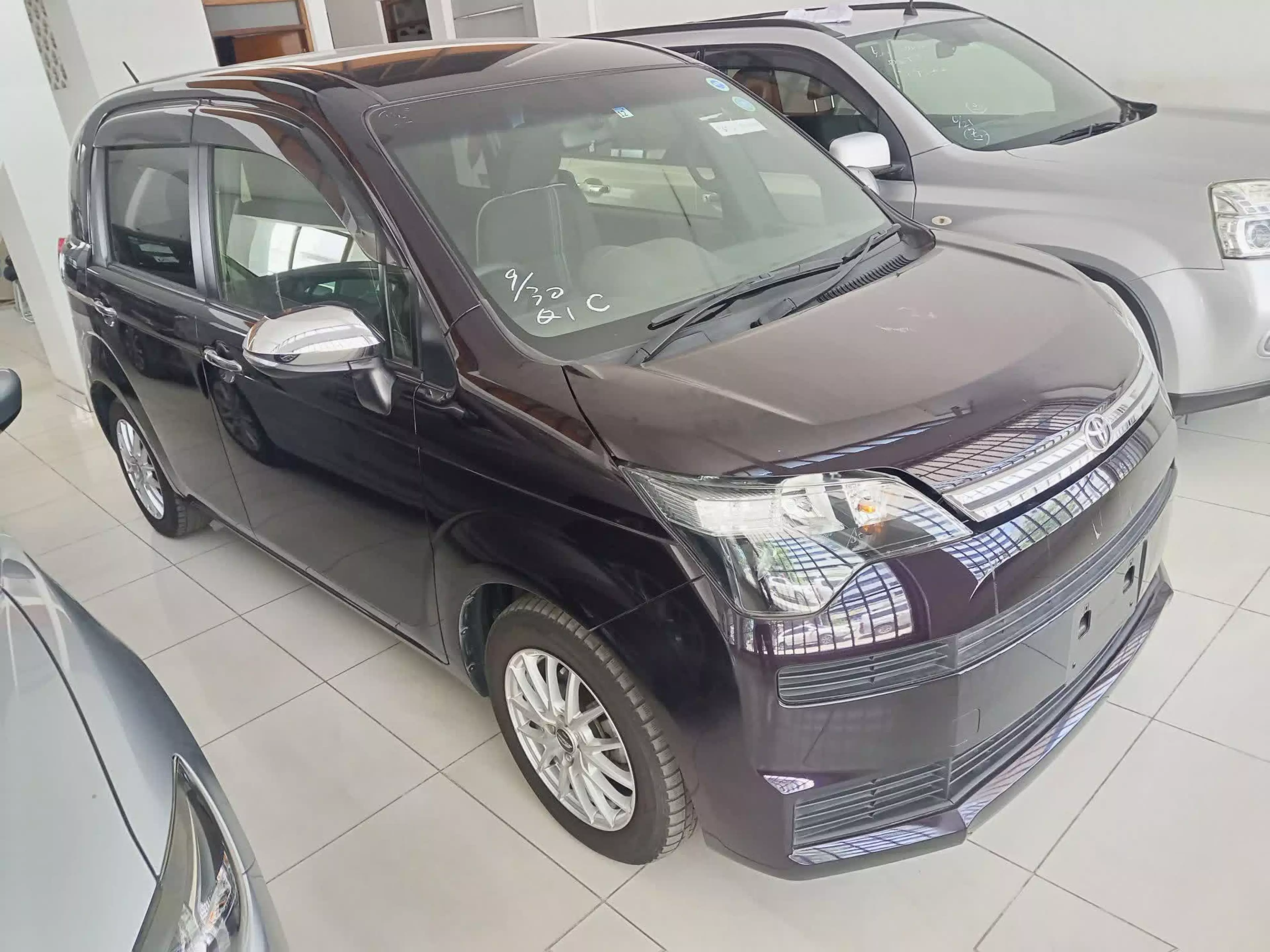 Toyota Spade  - 2015