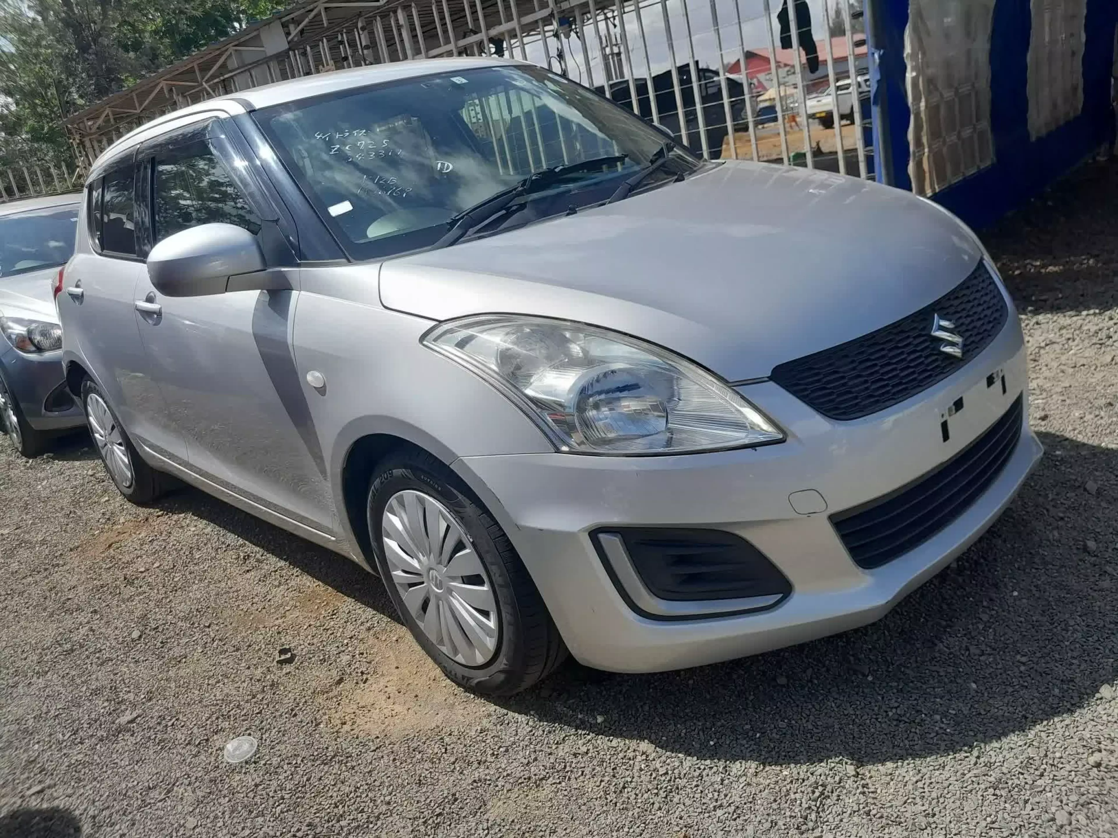 SUZUKI Swift - 2016