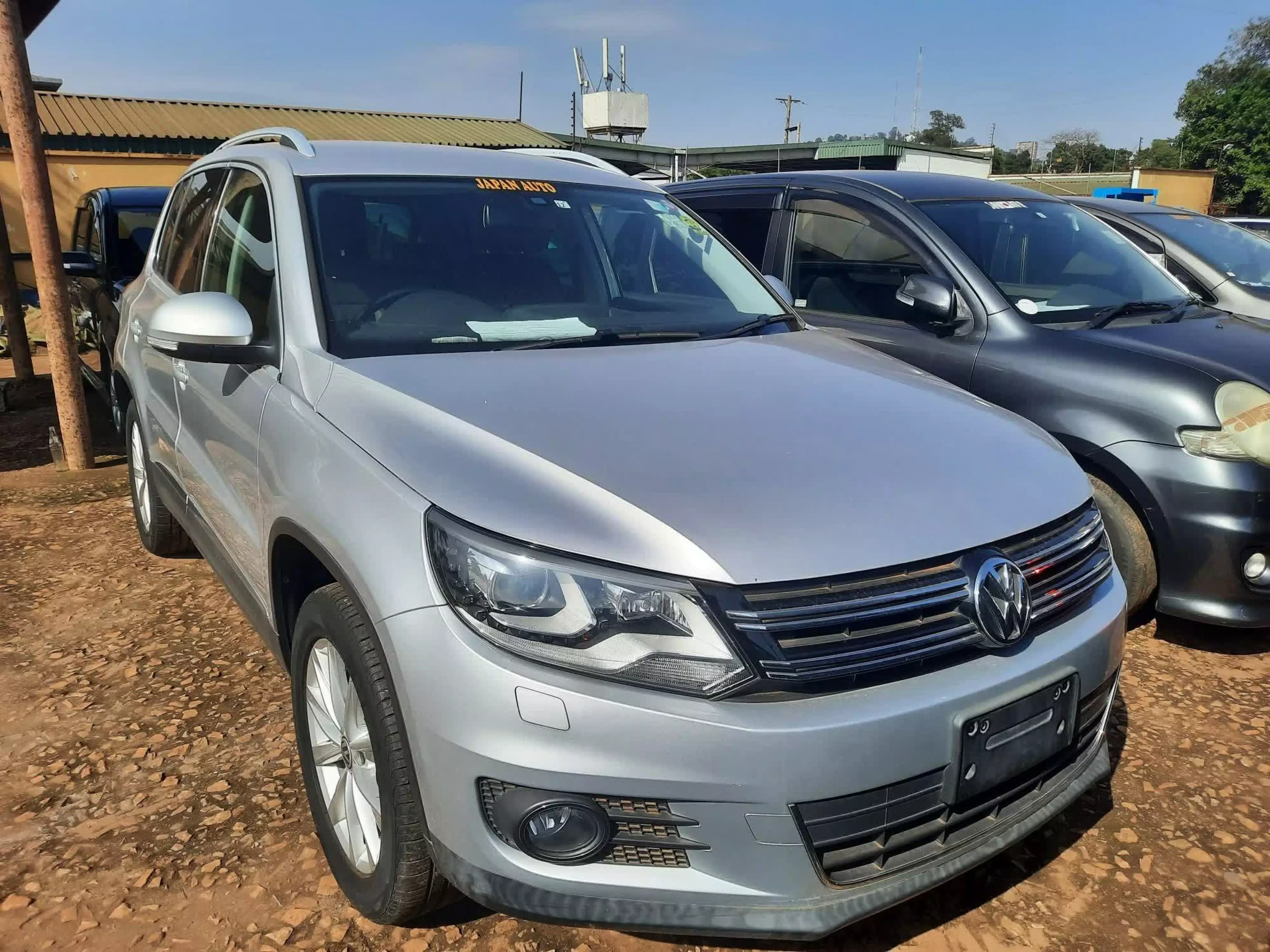 Volkswagen Tiguan - 2014