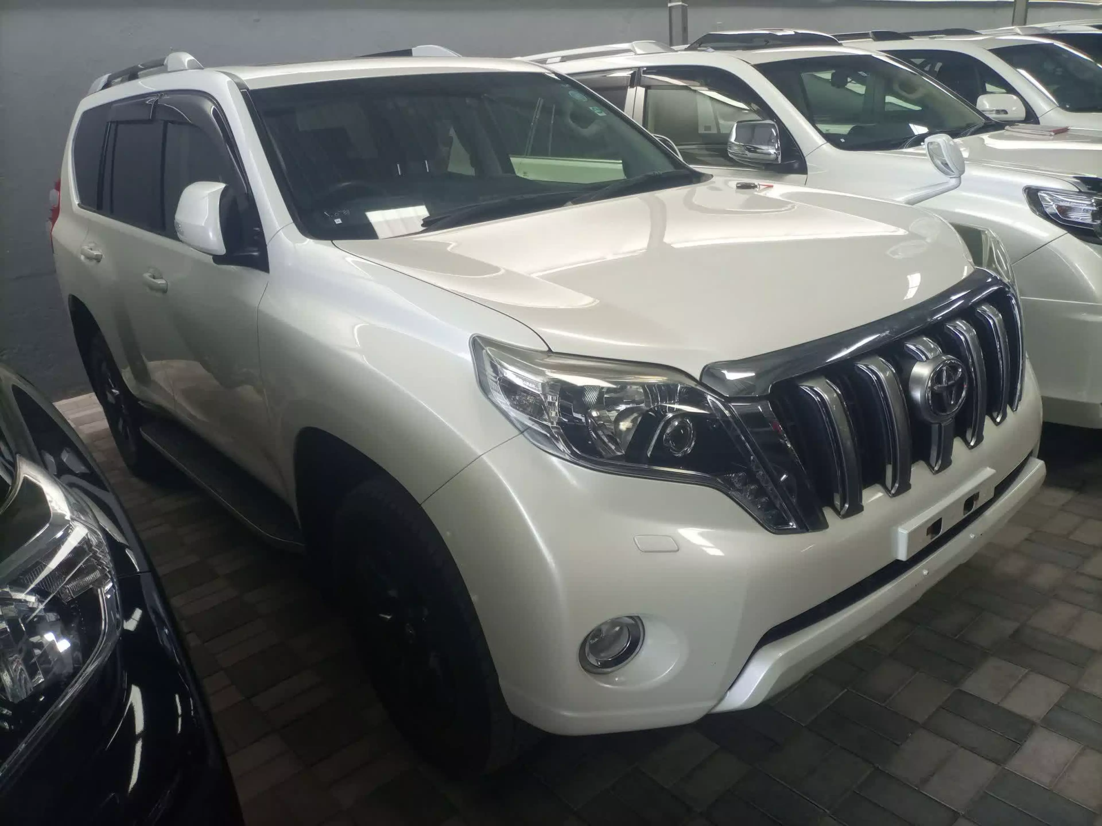 Toyota Landcruiser prado TX - 2015