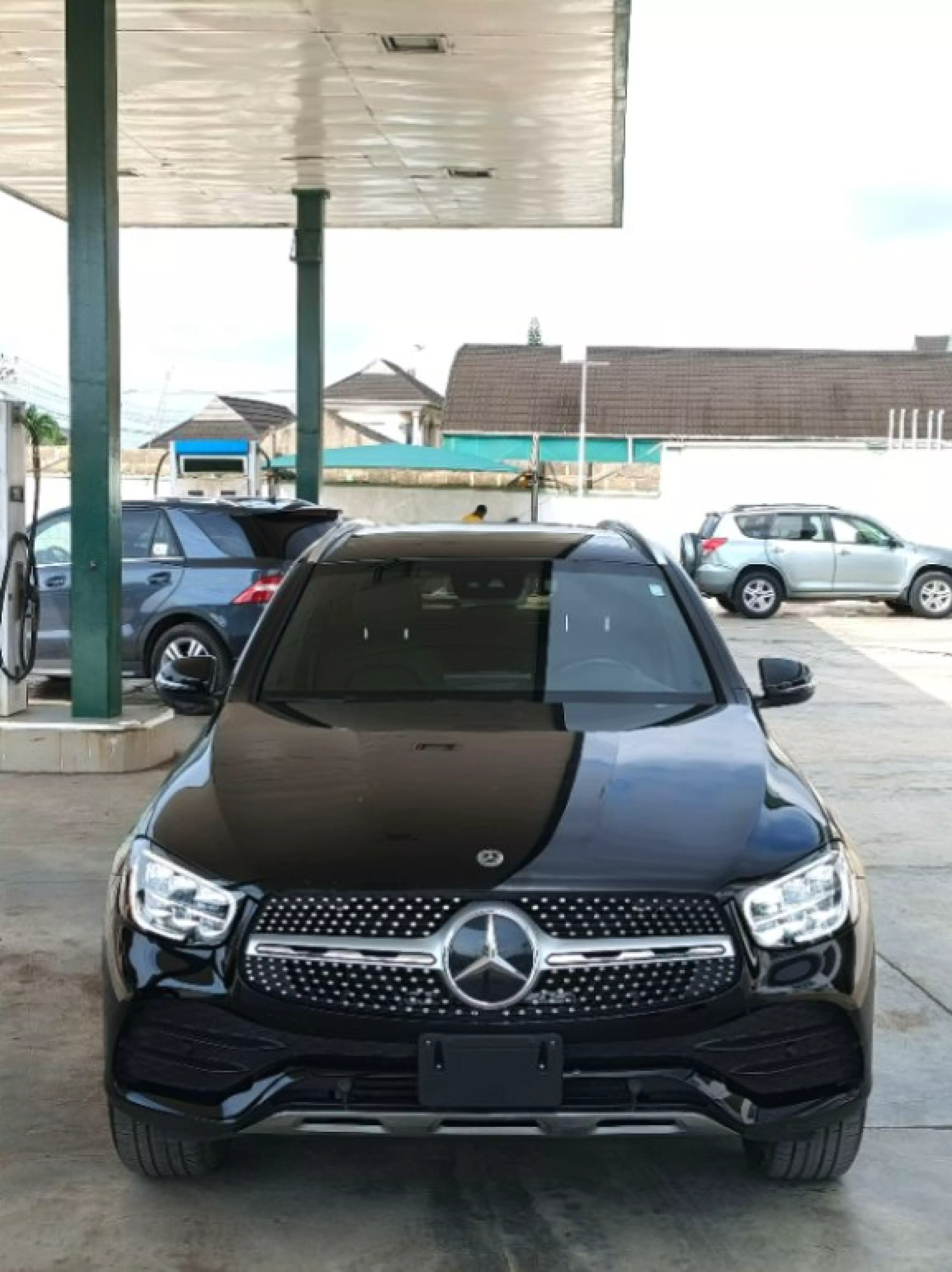 Mercedes-Benz GLC 300 - 2022
