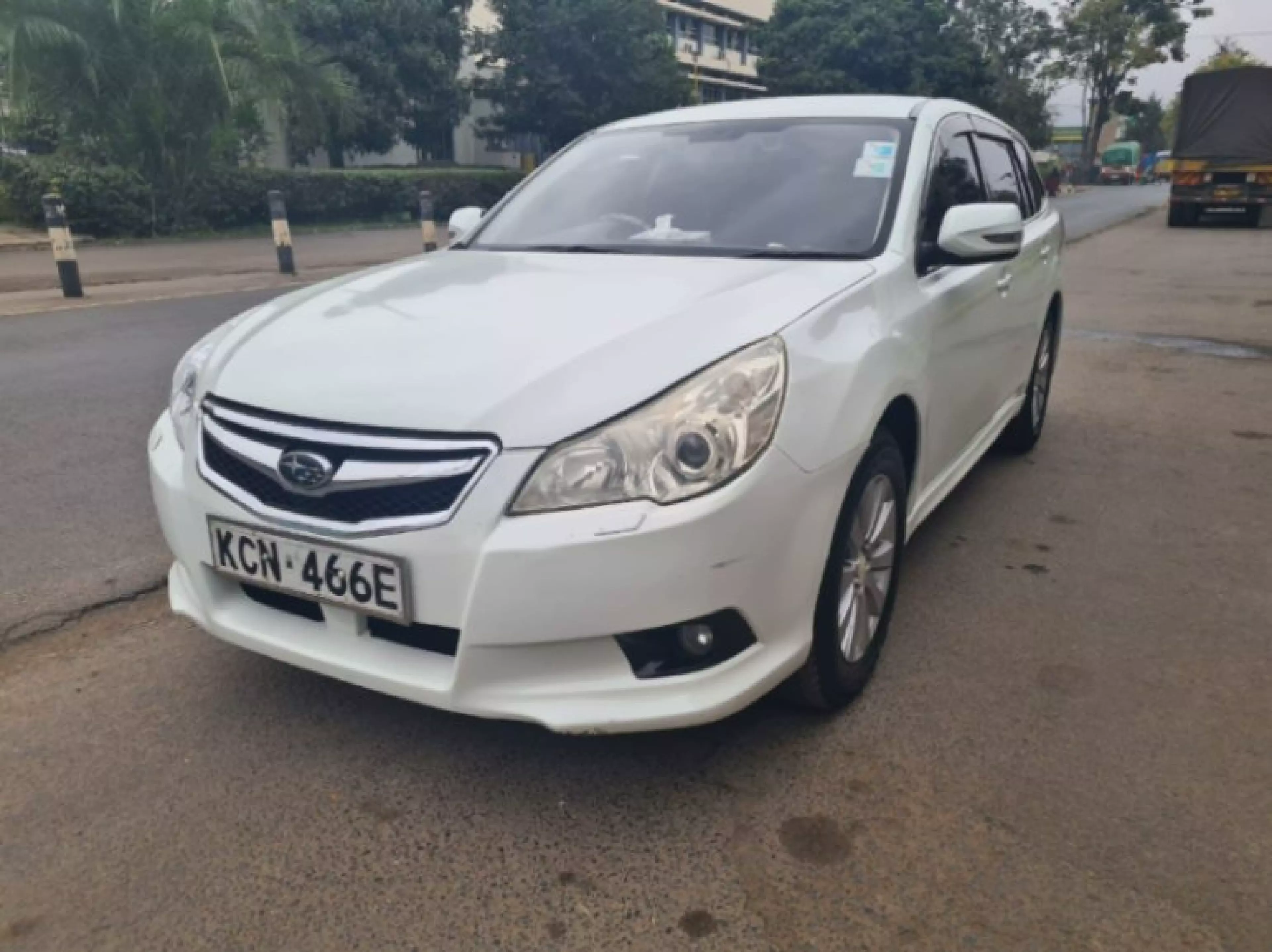 Subaru Legacy - 2010