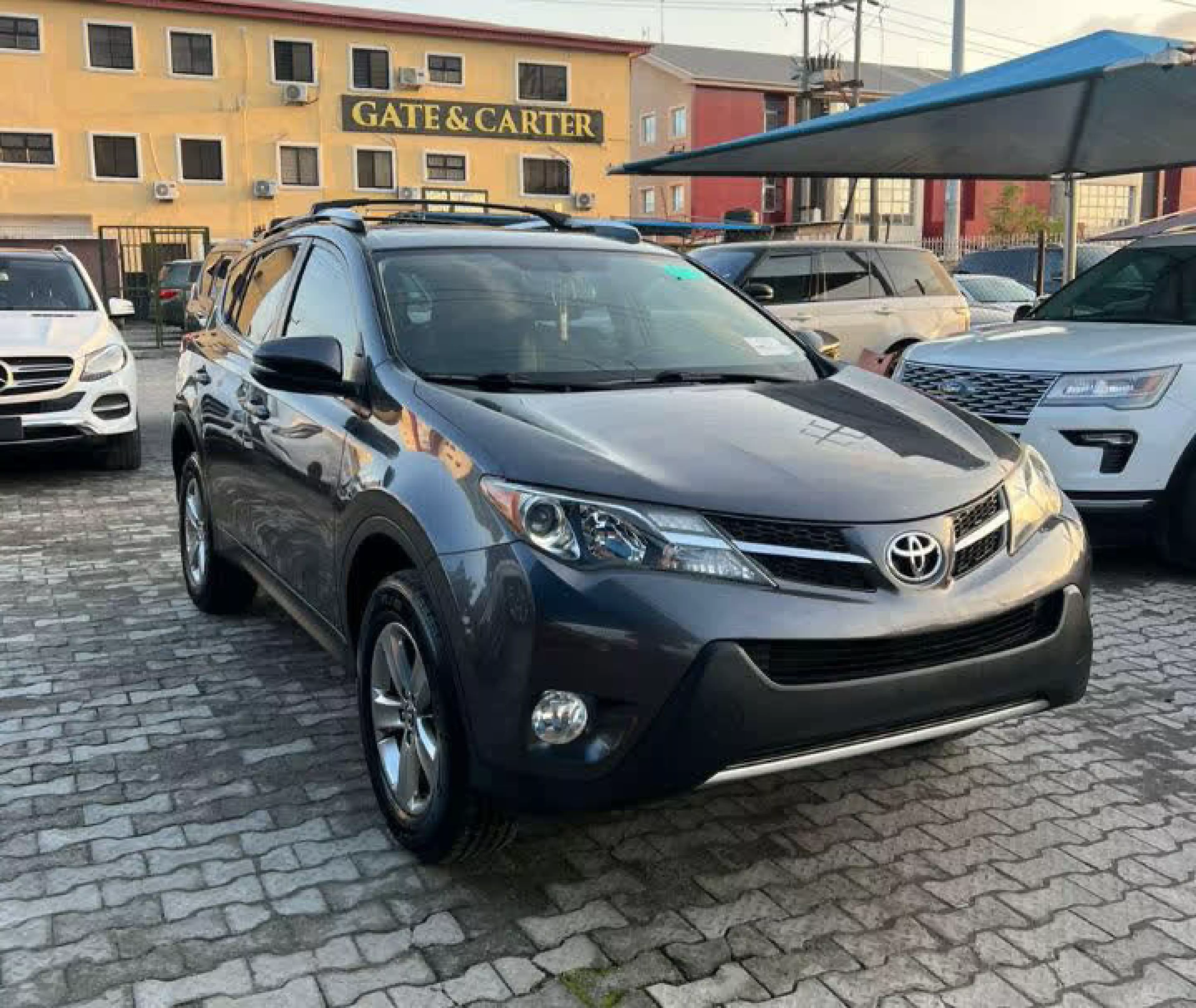 Toyota RAV 4 - 2015