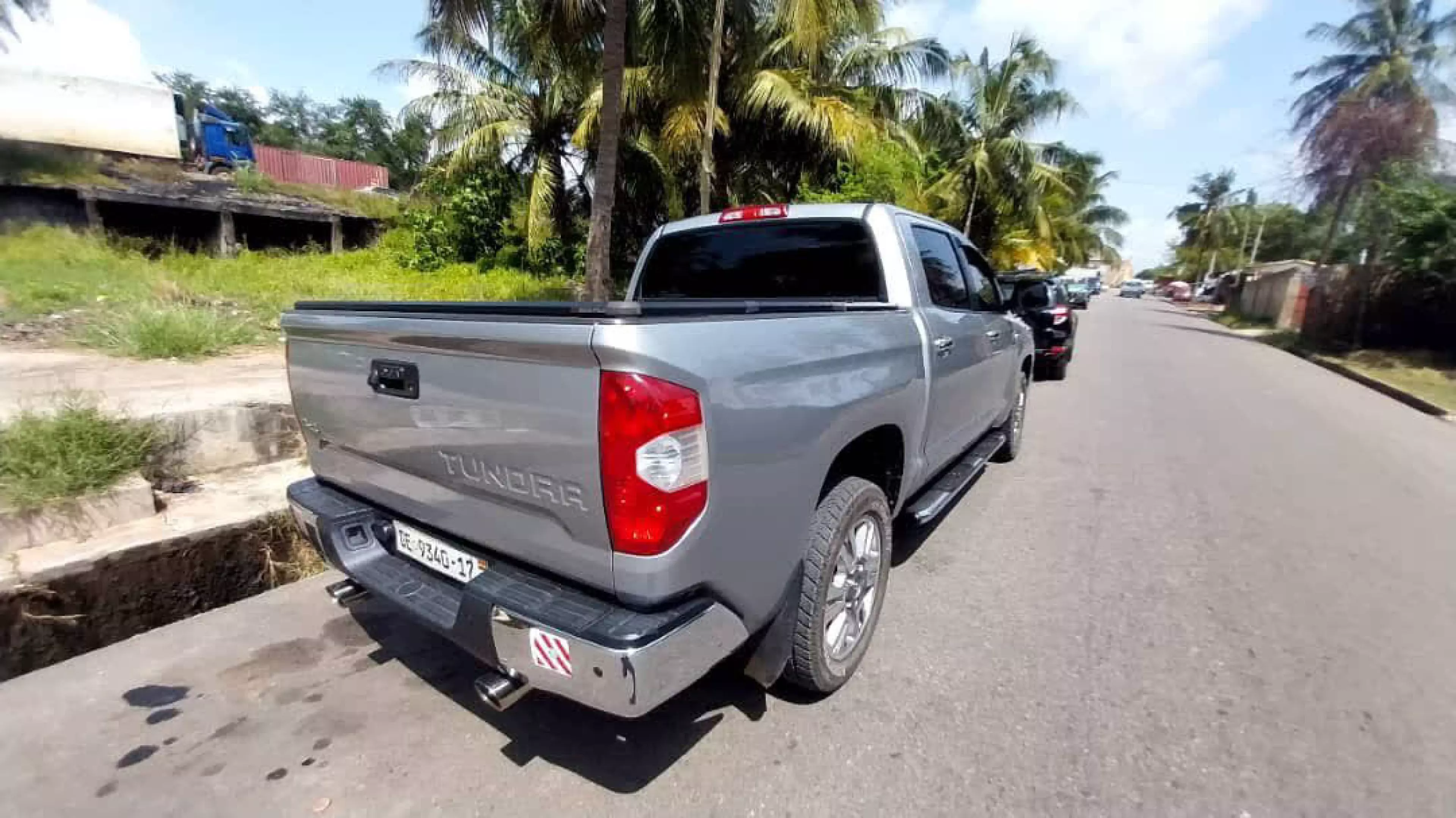 Toyota Tundra - 2017