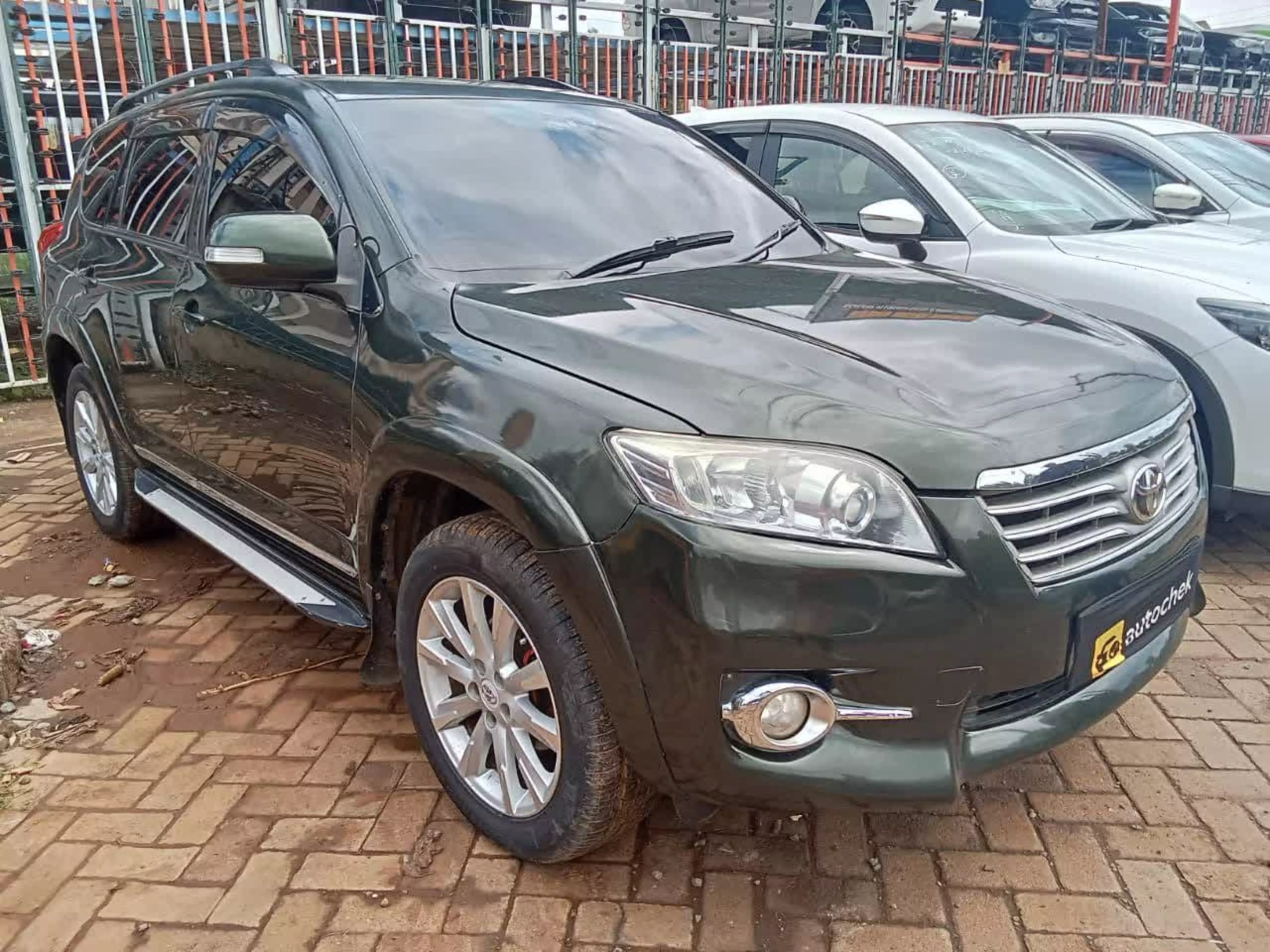 Toyota Vanguard  - 2011