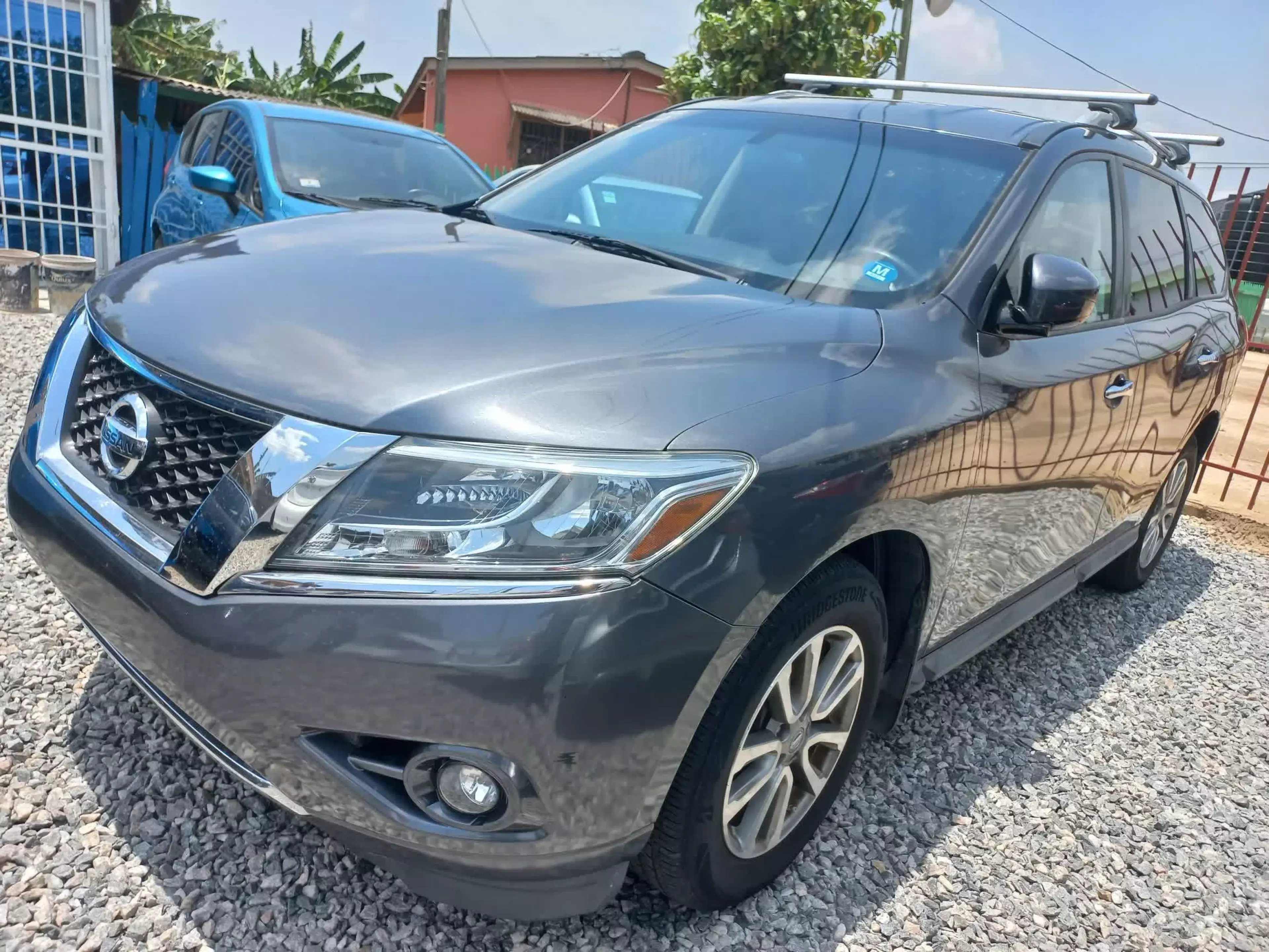 Nissan Pathfinder - 2013