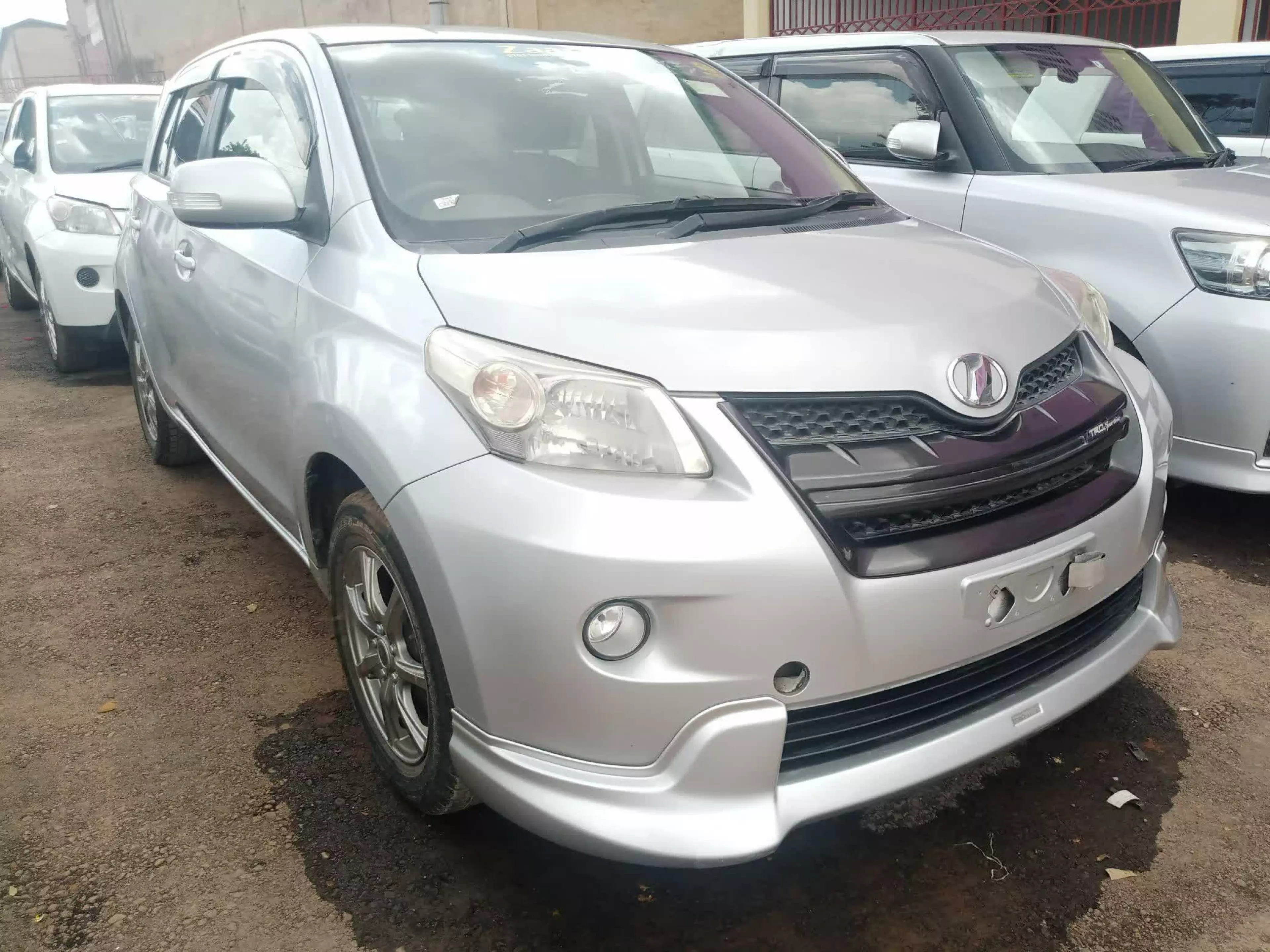 Toyota Ist  - 2008