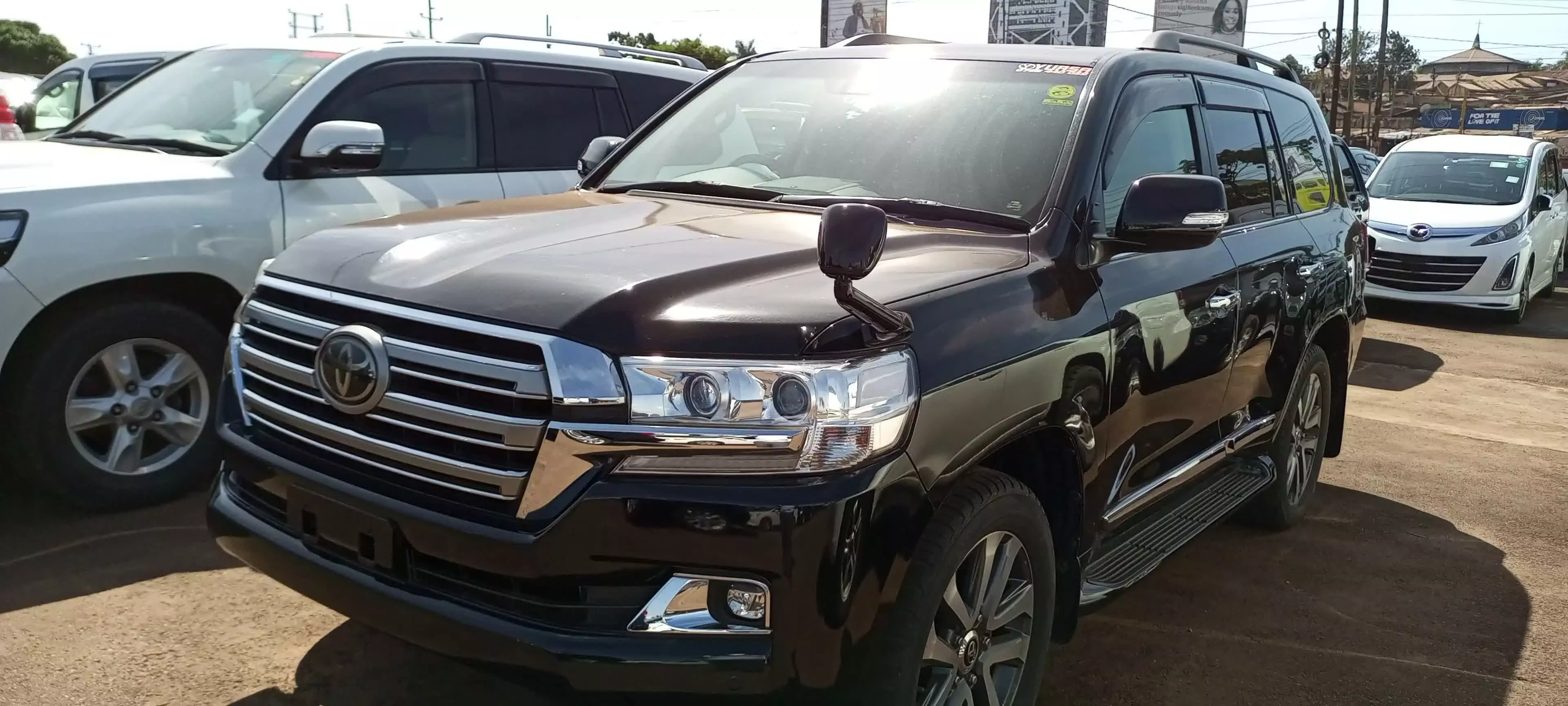 Toyota Land Cruiser - 2012