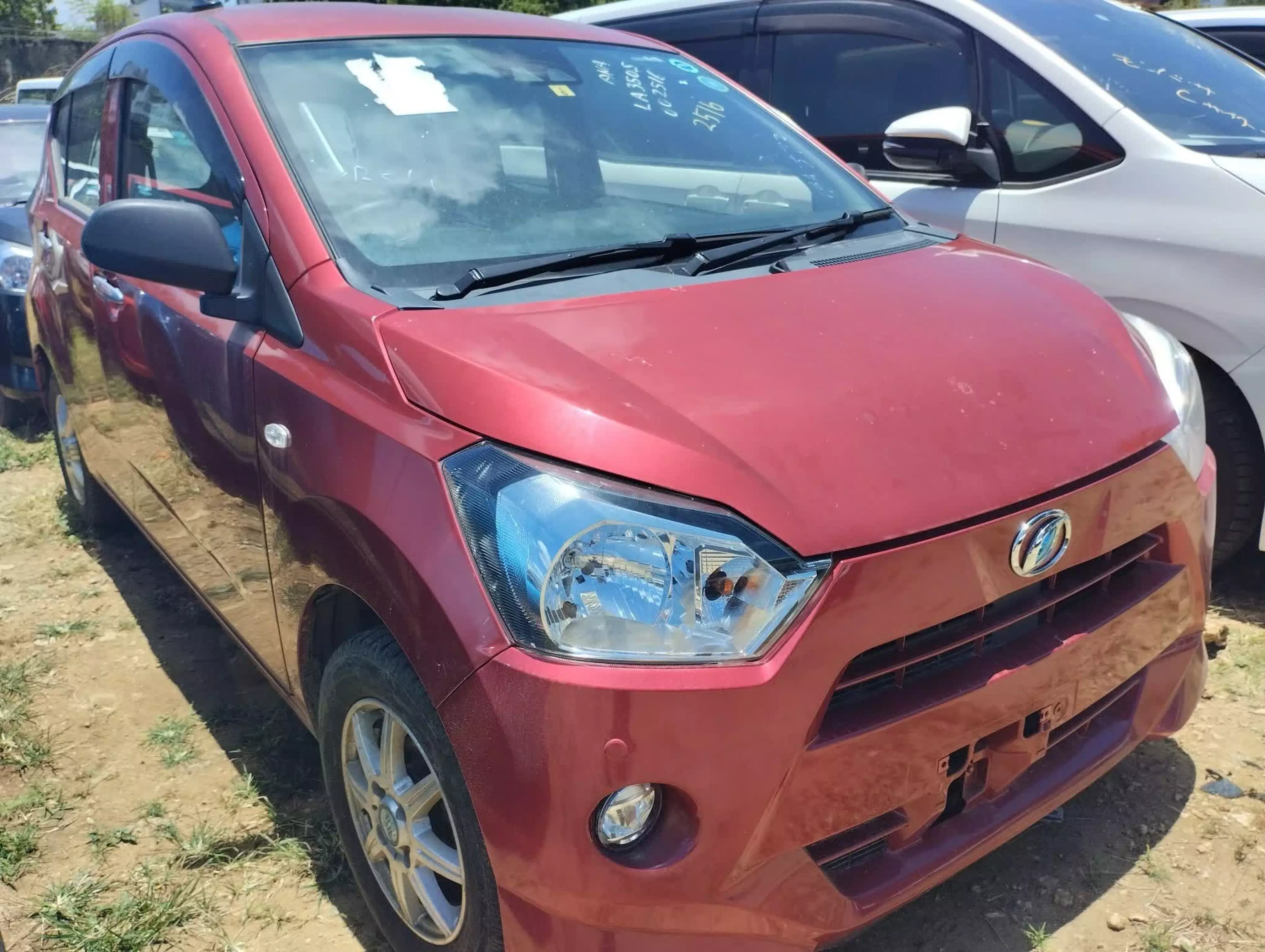 Daihatsu Mira  - 2016