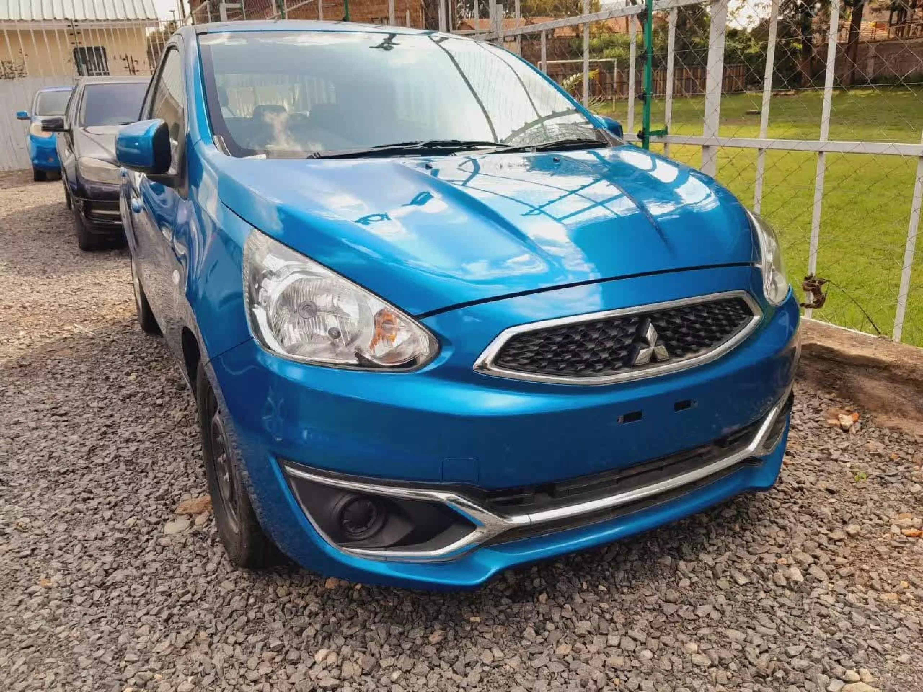 Mitsubishi Mirage - 2016