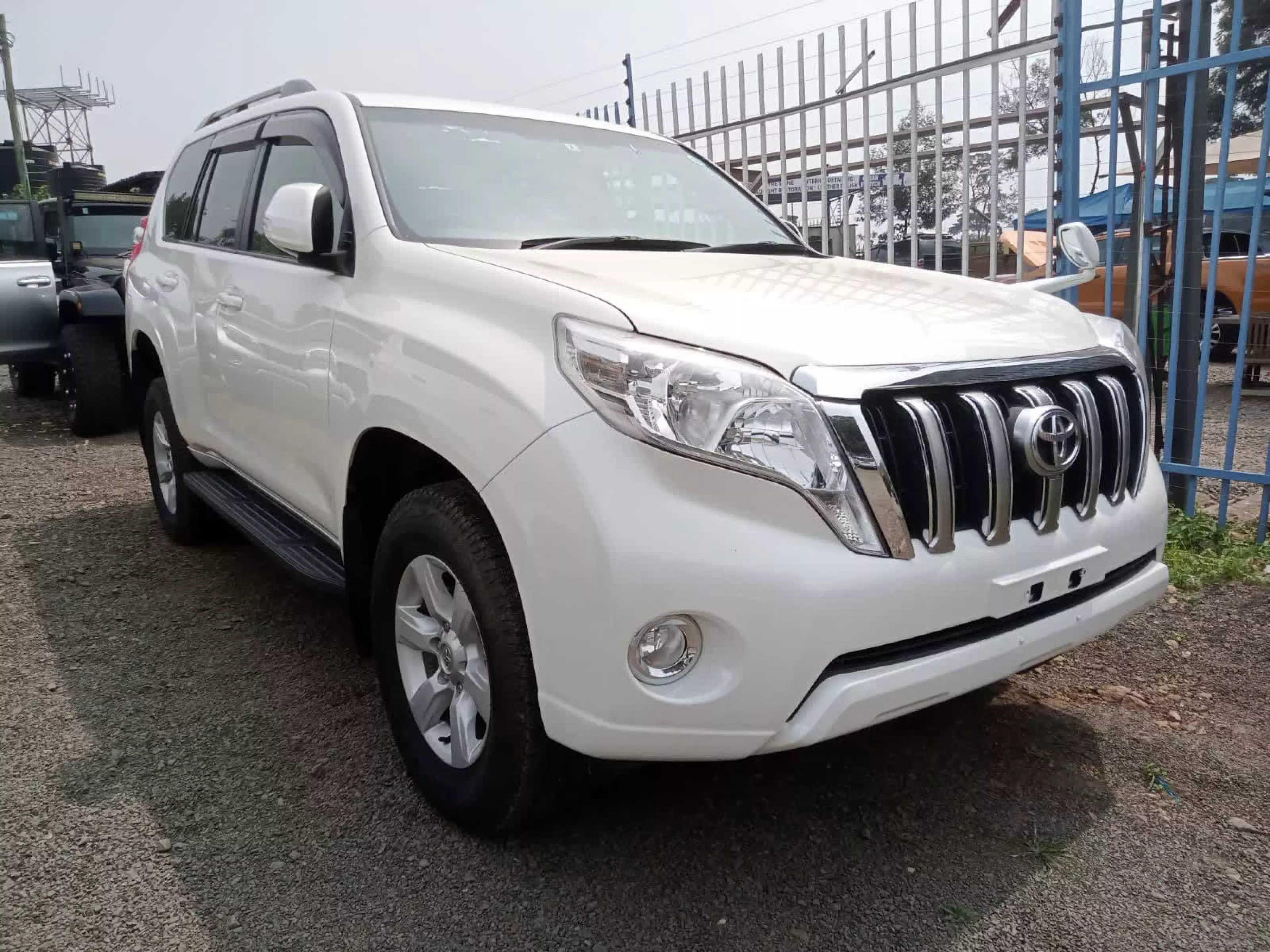 Toyota Landcruiser prado TX - 2016