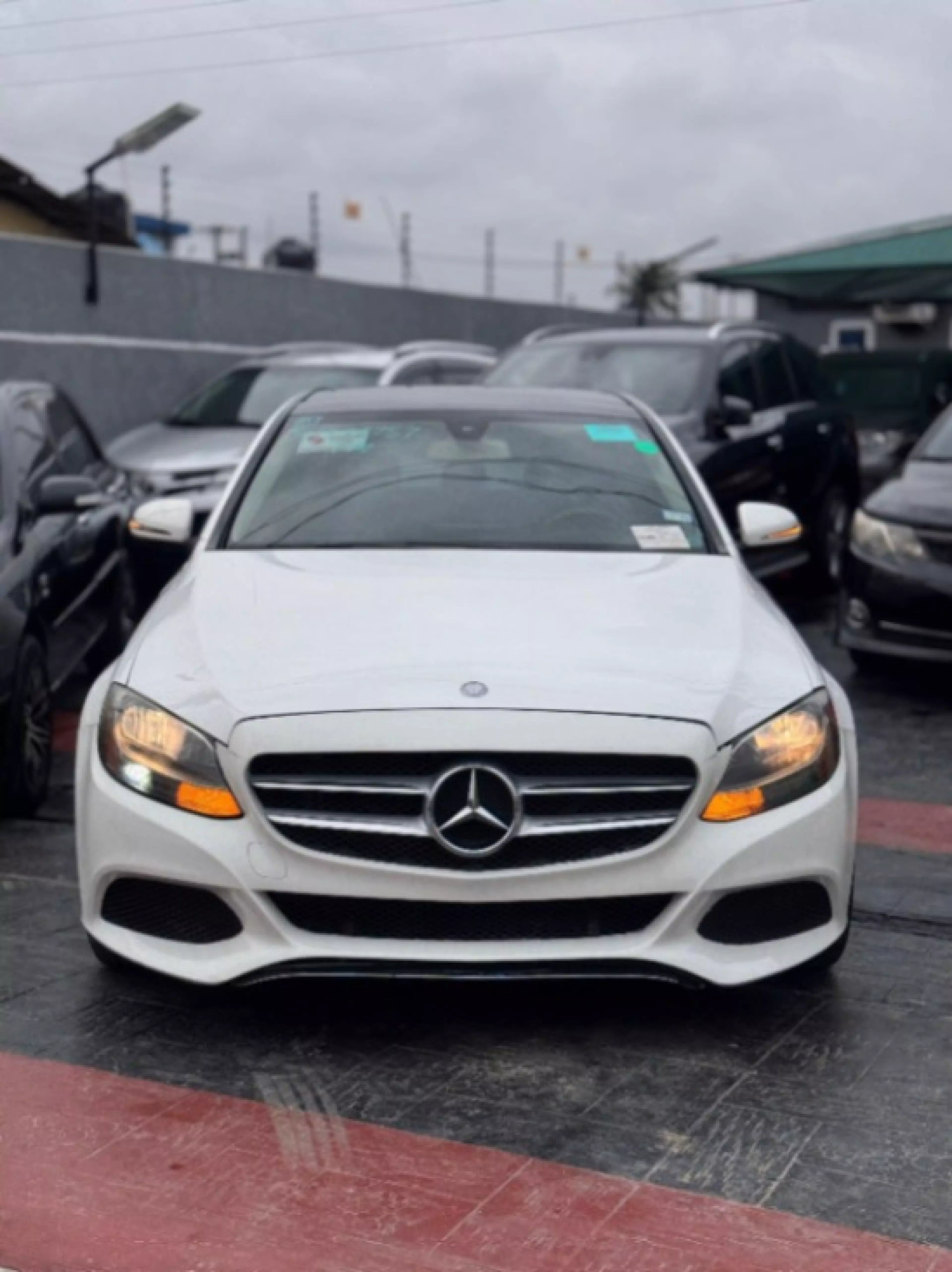 Mercedes-Benz C 300 - 2015