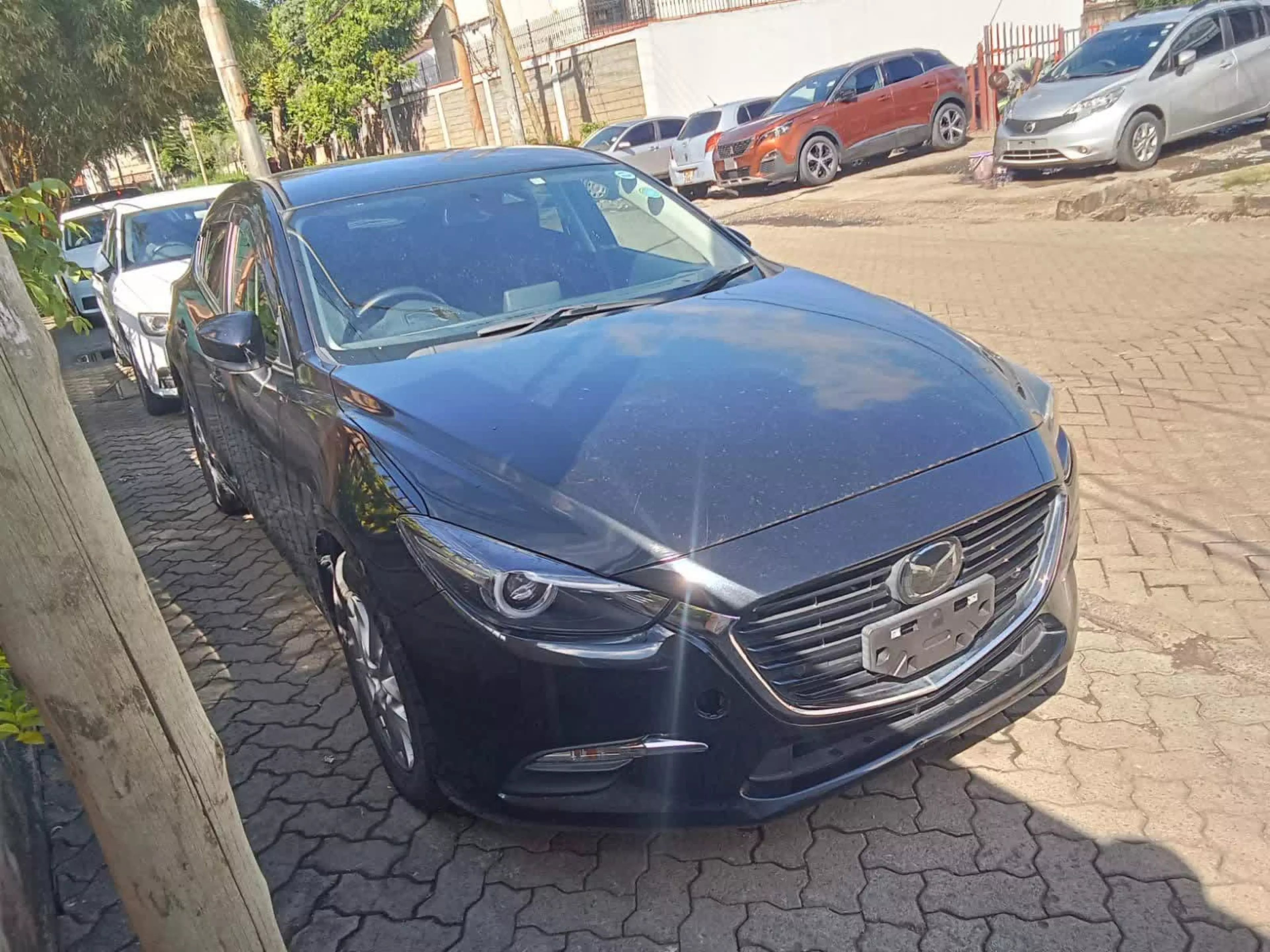 Mazda Axela  - 2016