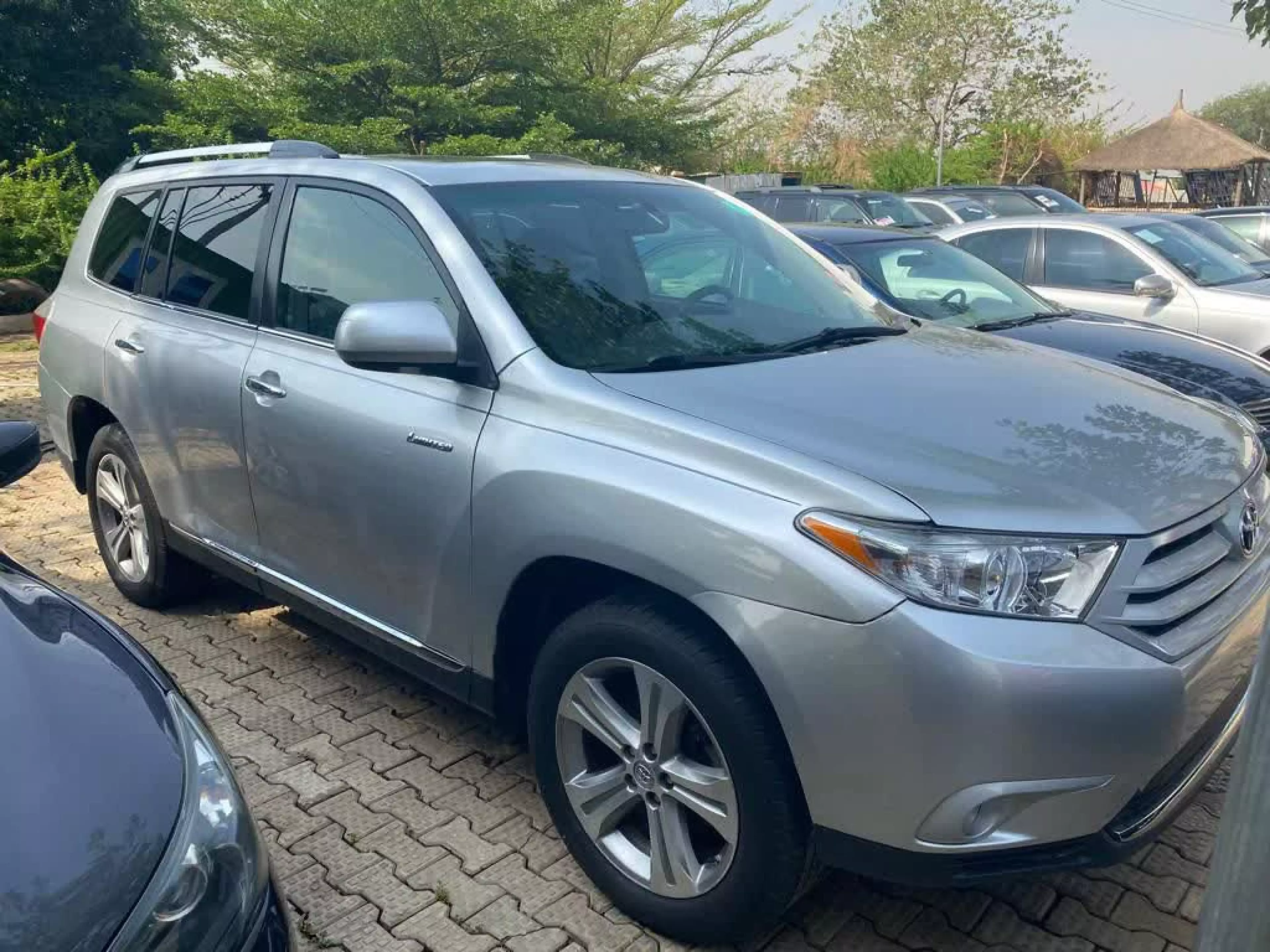 Toyota Highlander - 2011