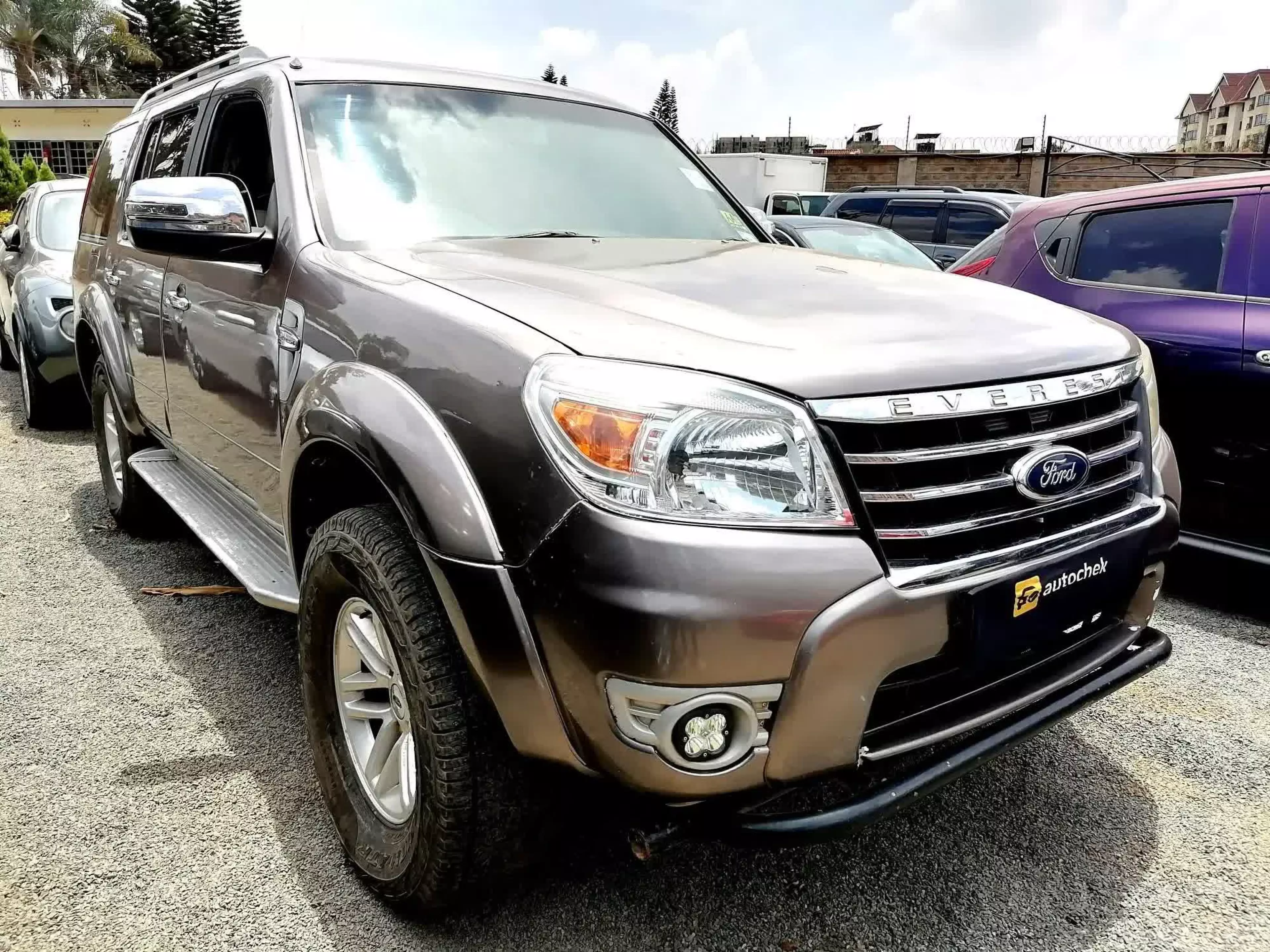 Ford Everest - 2010