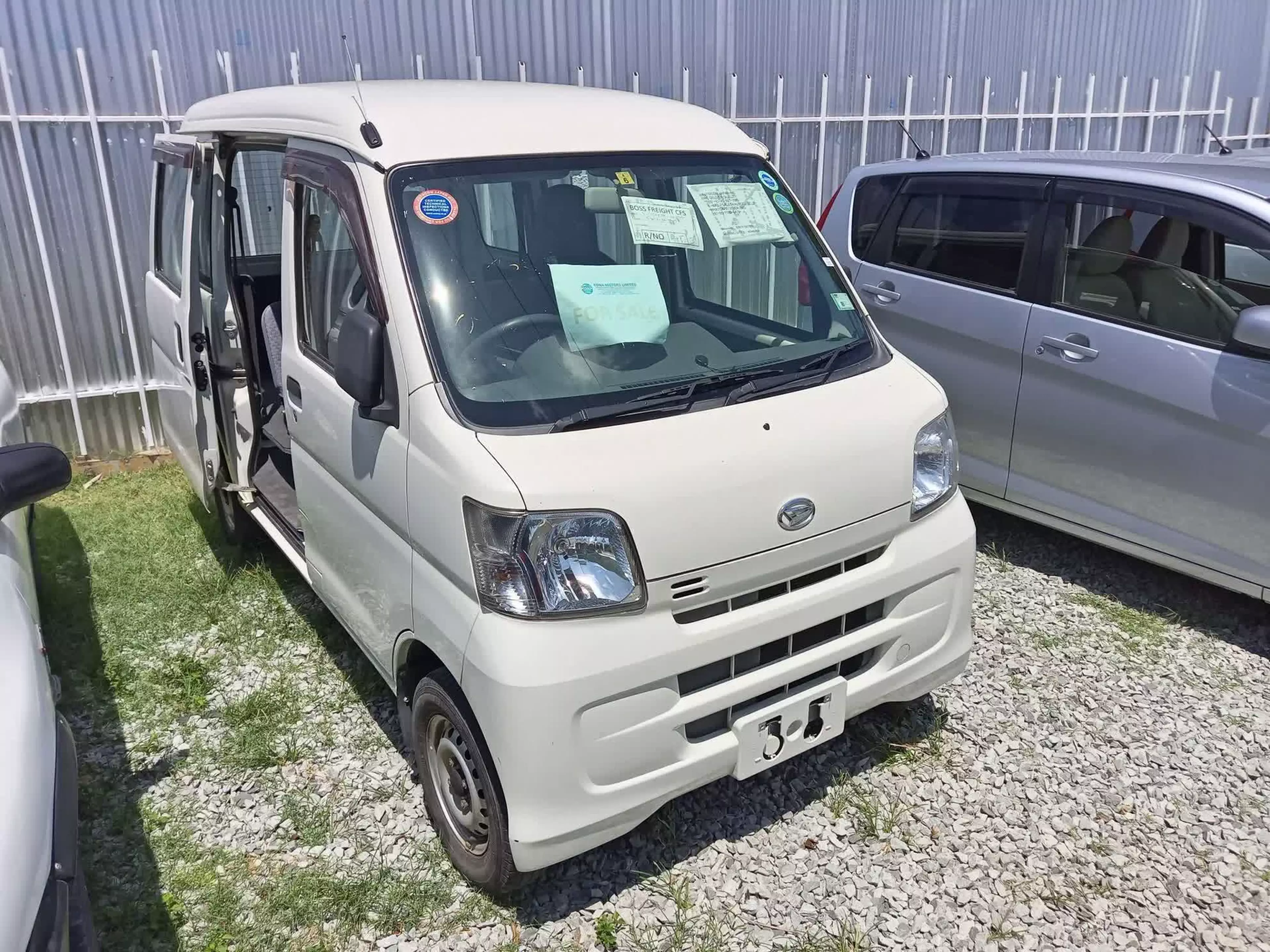 Daihatsu Hijet - 2015