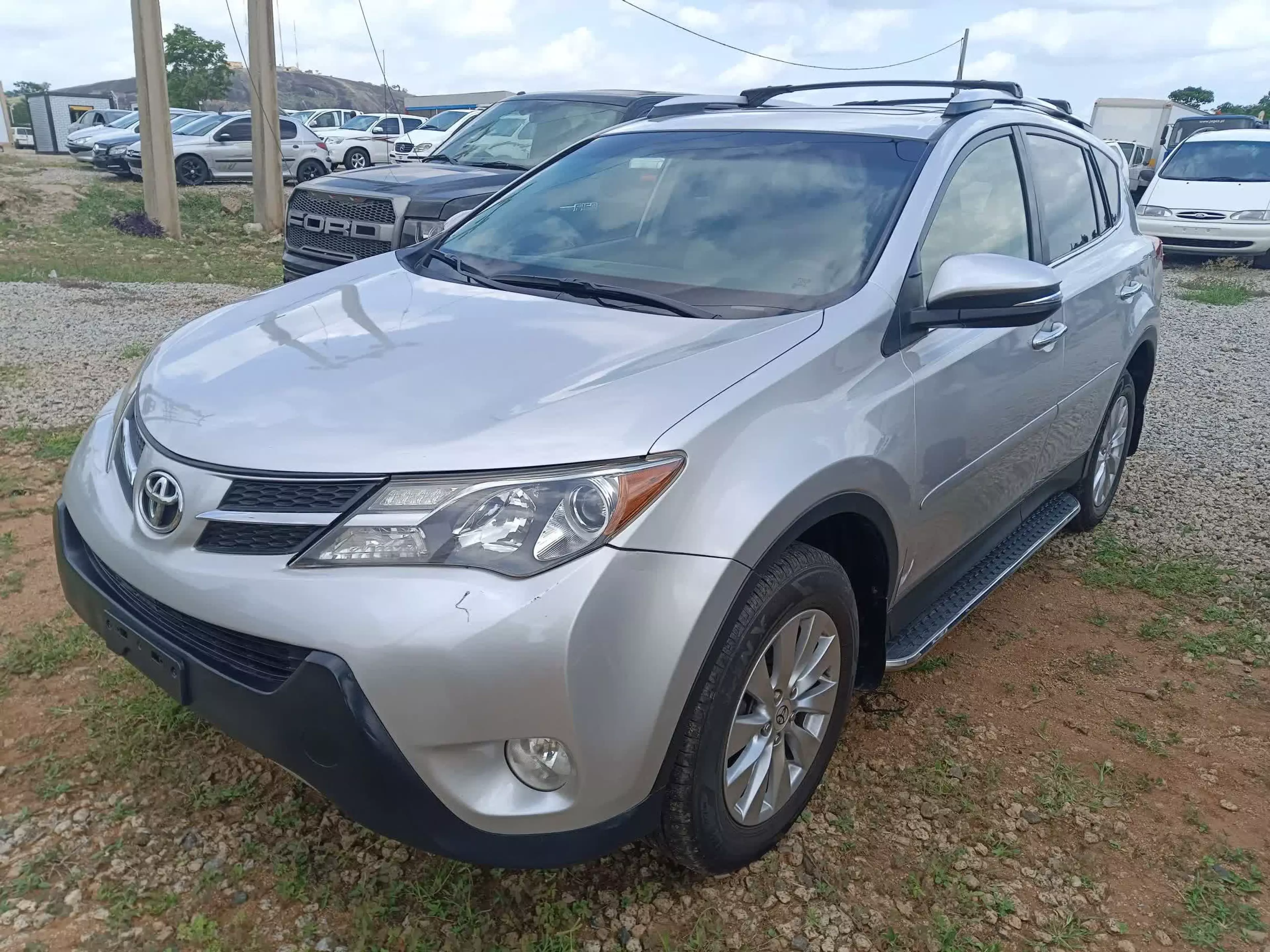 Toyota RAV 4 - 2013