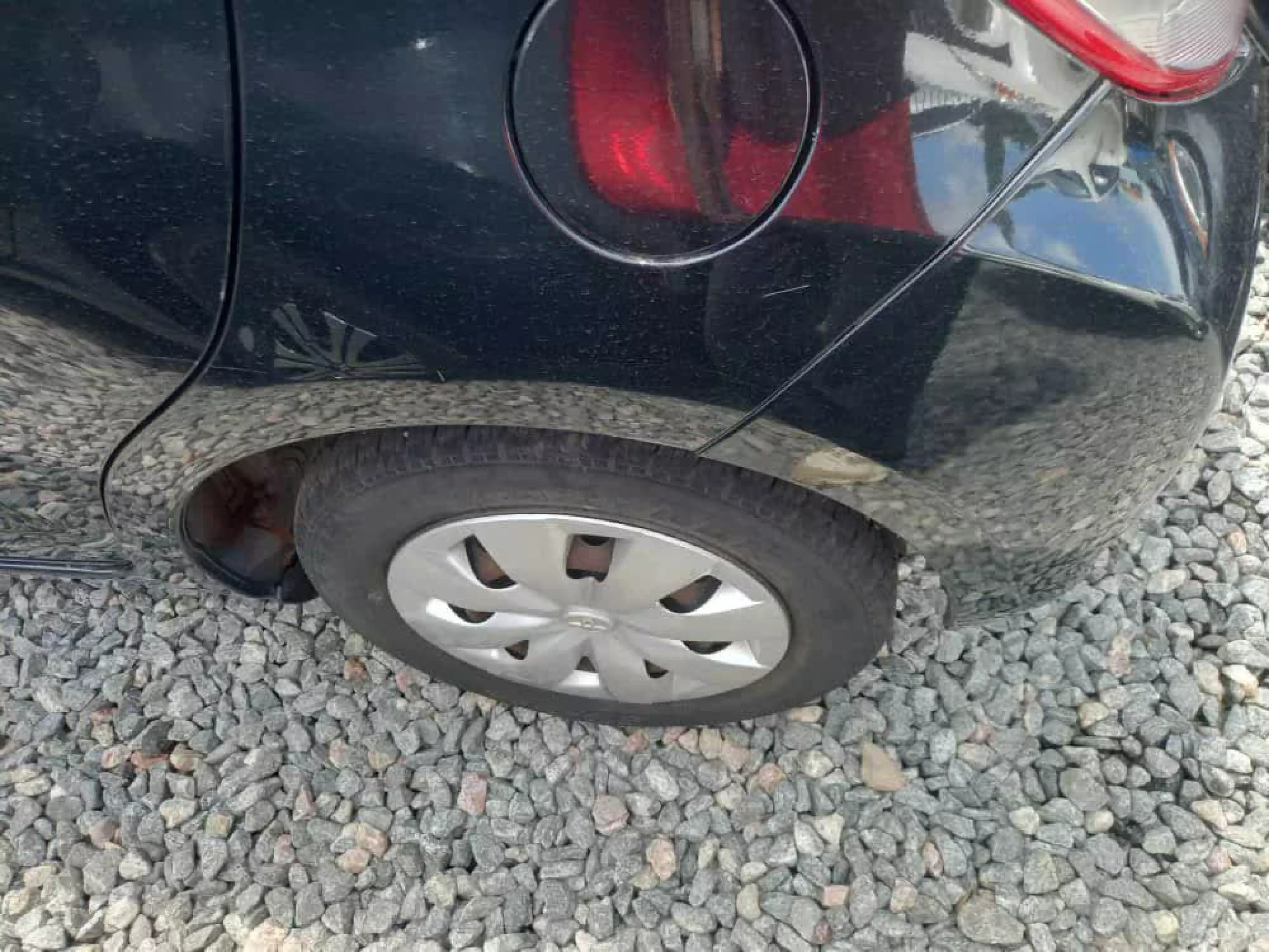 Toyota Vitz   - 2012