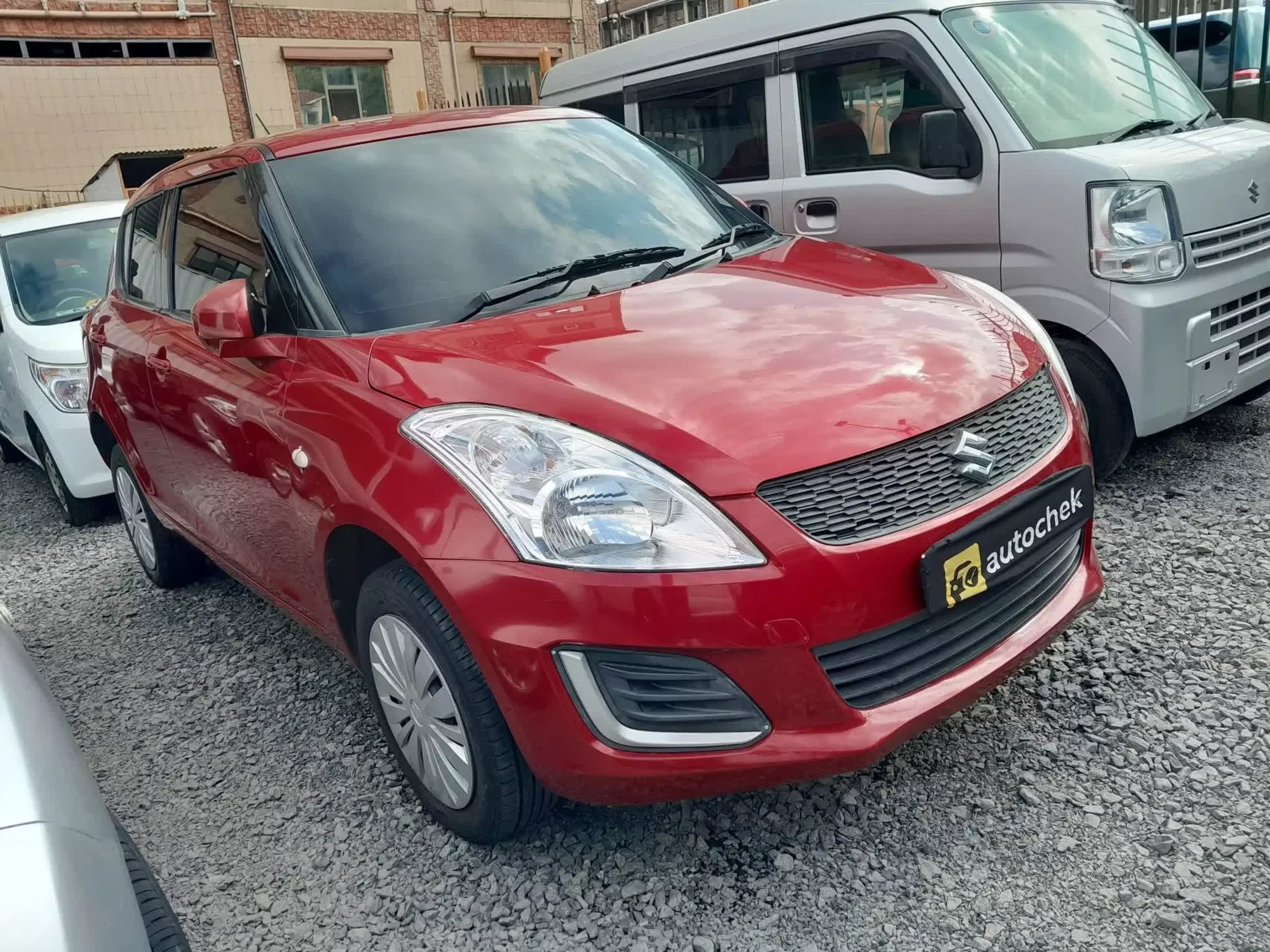 SUZUKI Swift - 2015