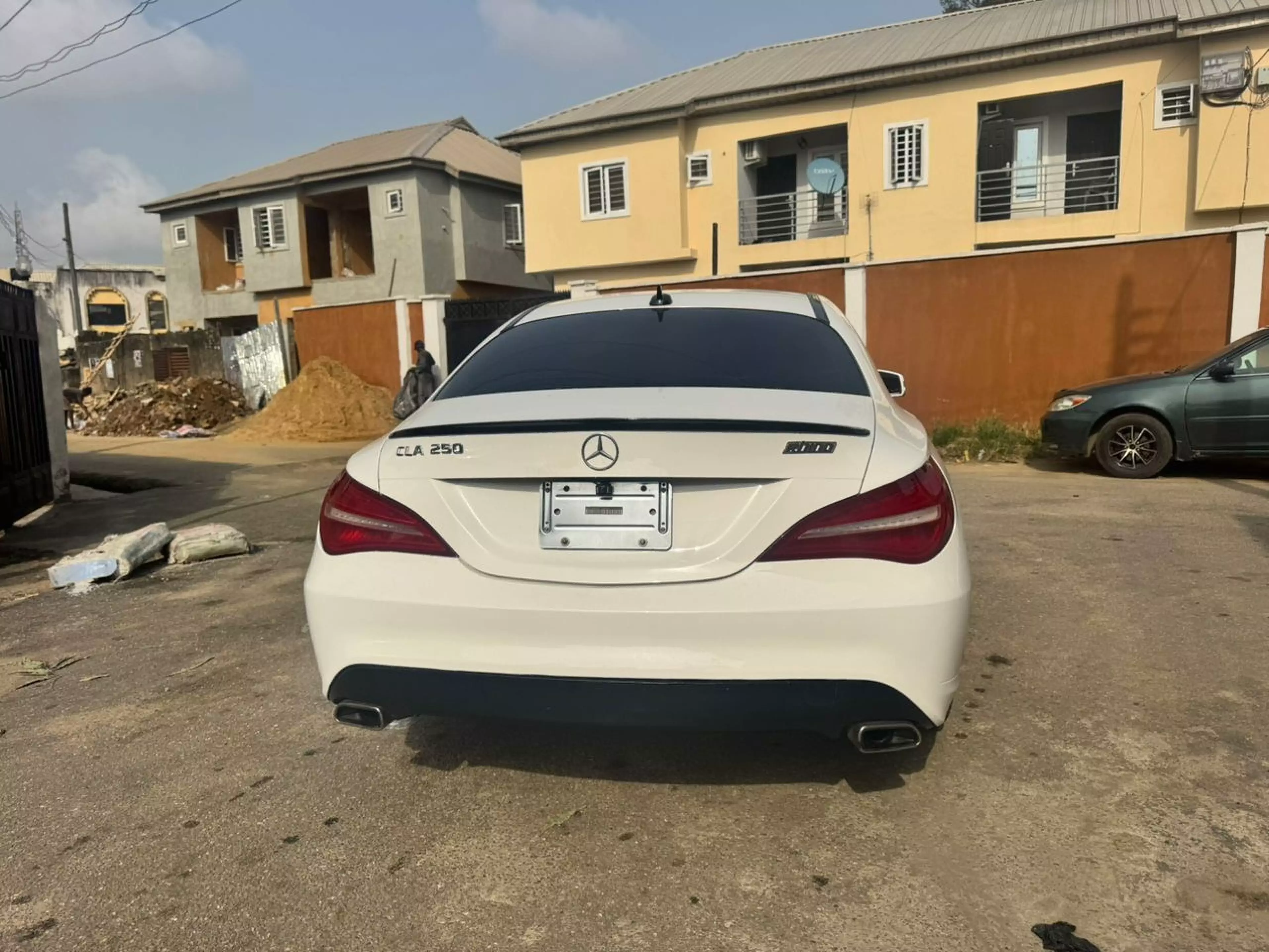 Mercedes-Benz CLA 250   - 2014