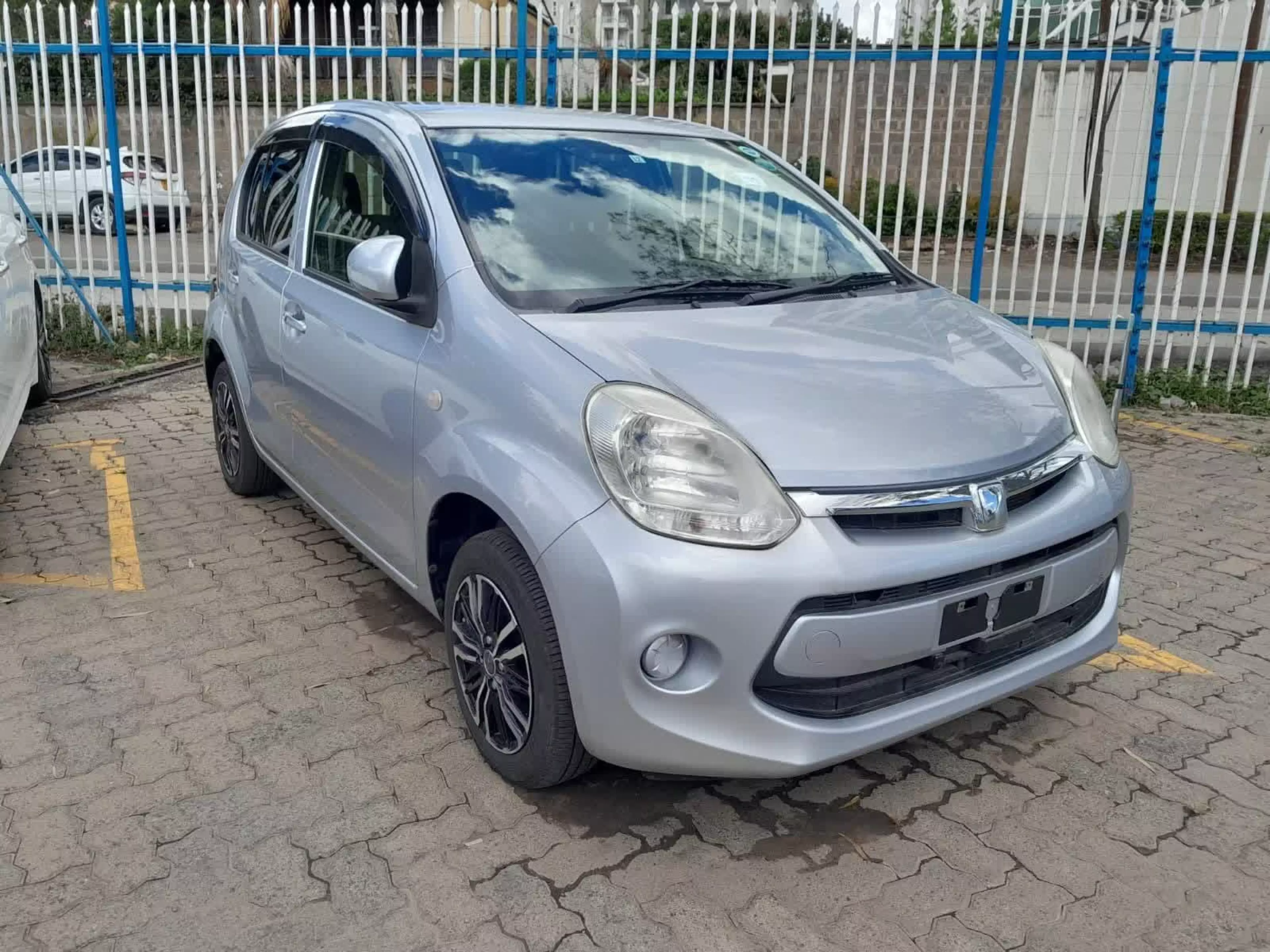 Toyota Passo - 2015