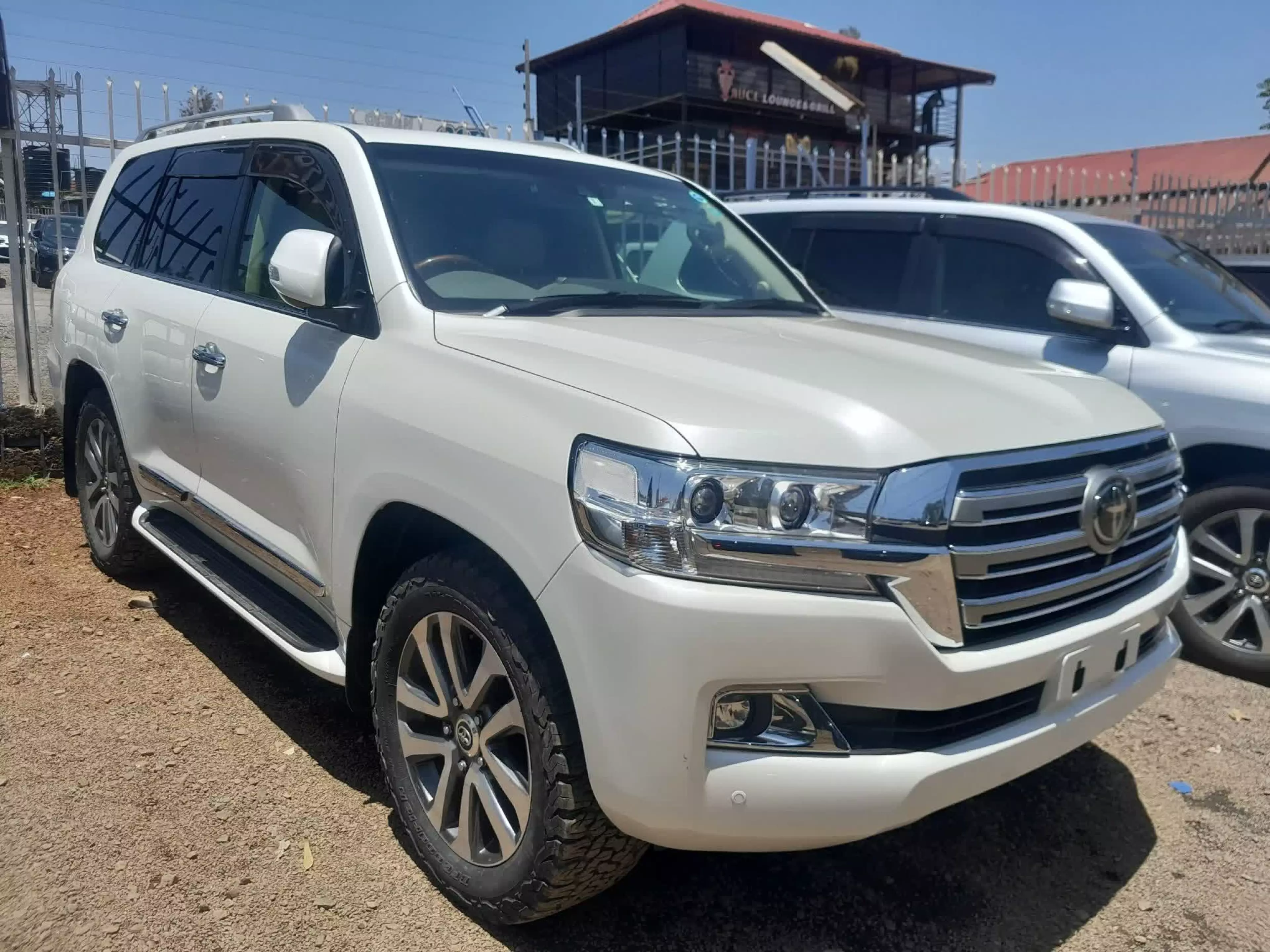 Toyota Landcruiser ZX - 2016