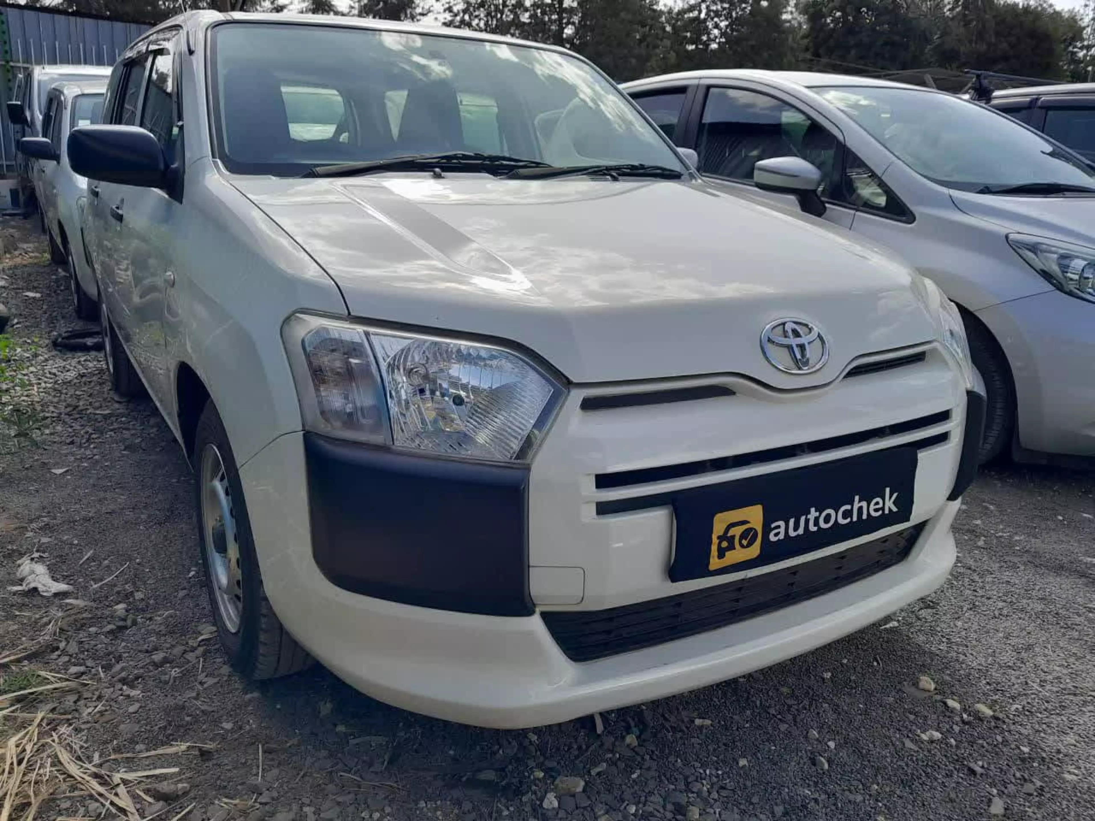 Toyota Probox  - 2015