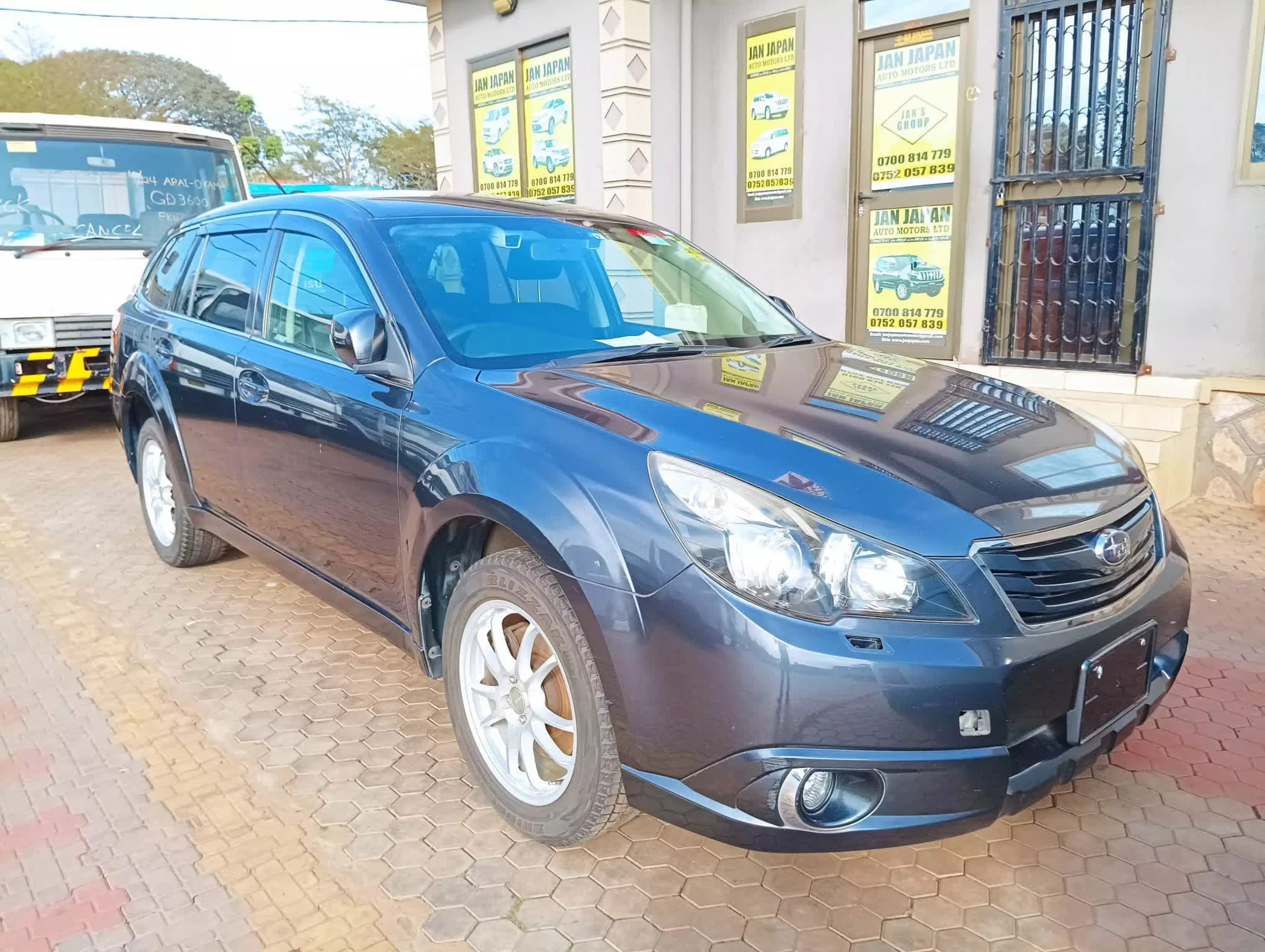Subaru Outback - 2011