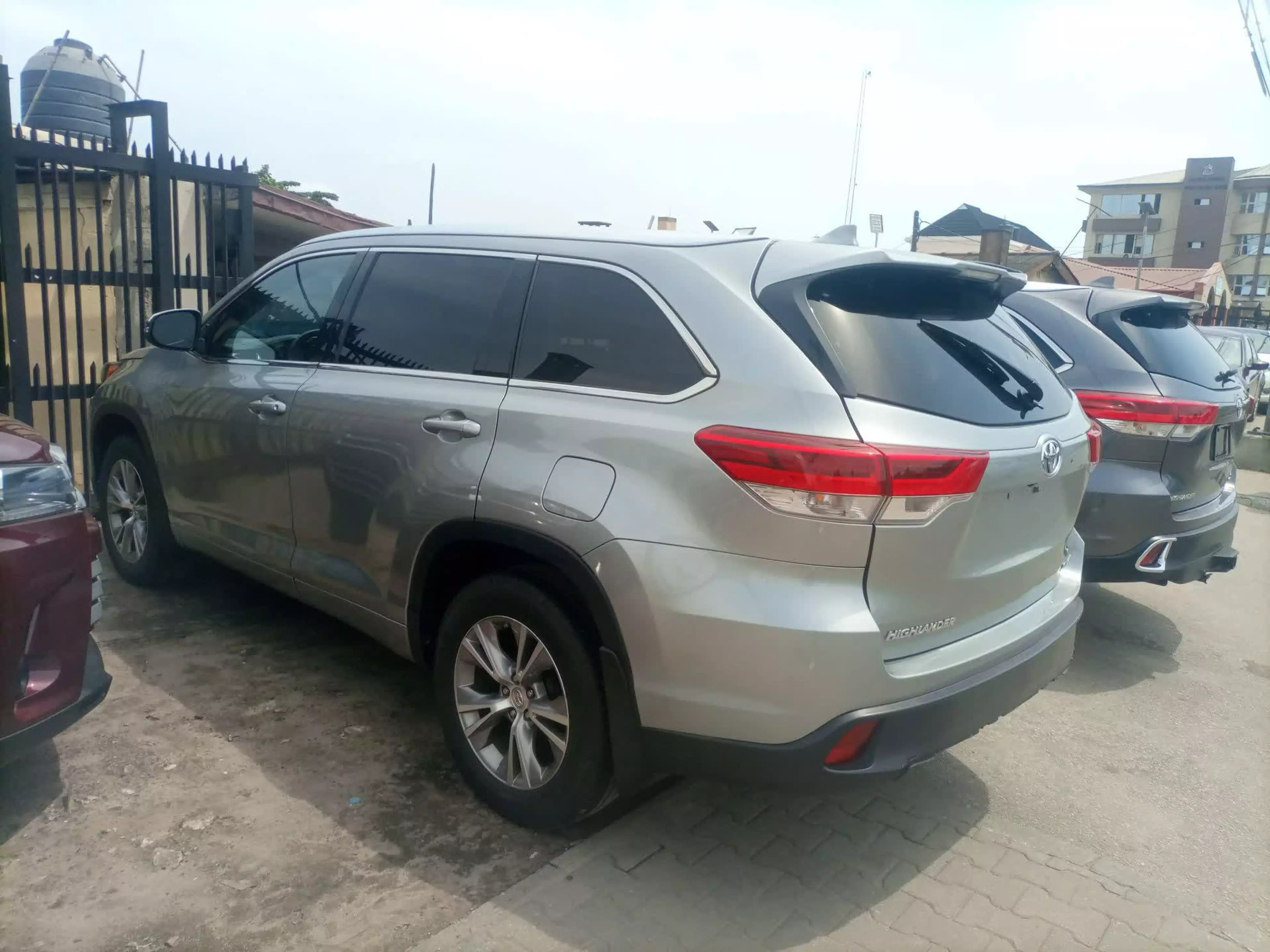 Toyota Highlander - 2015