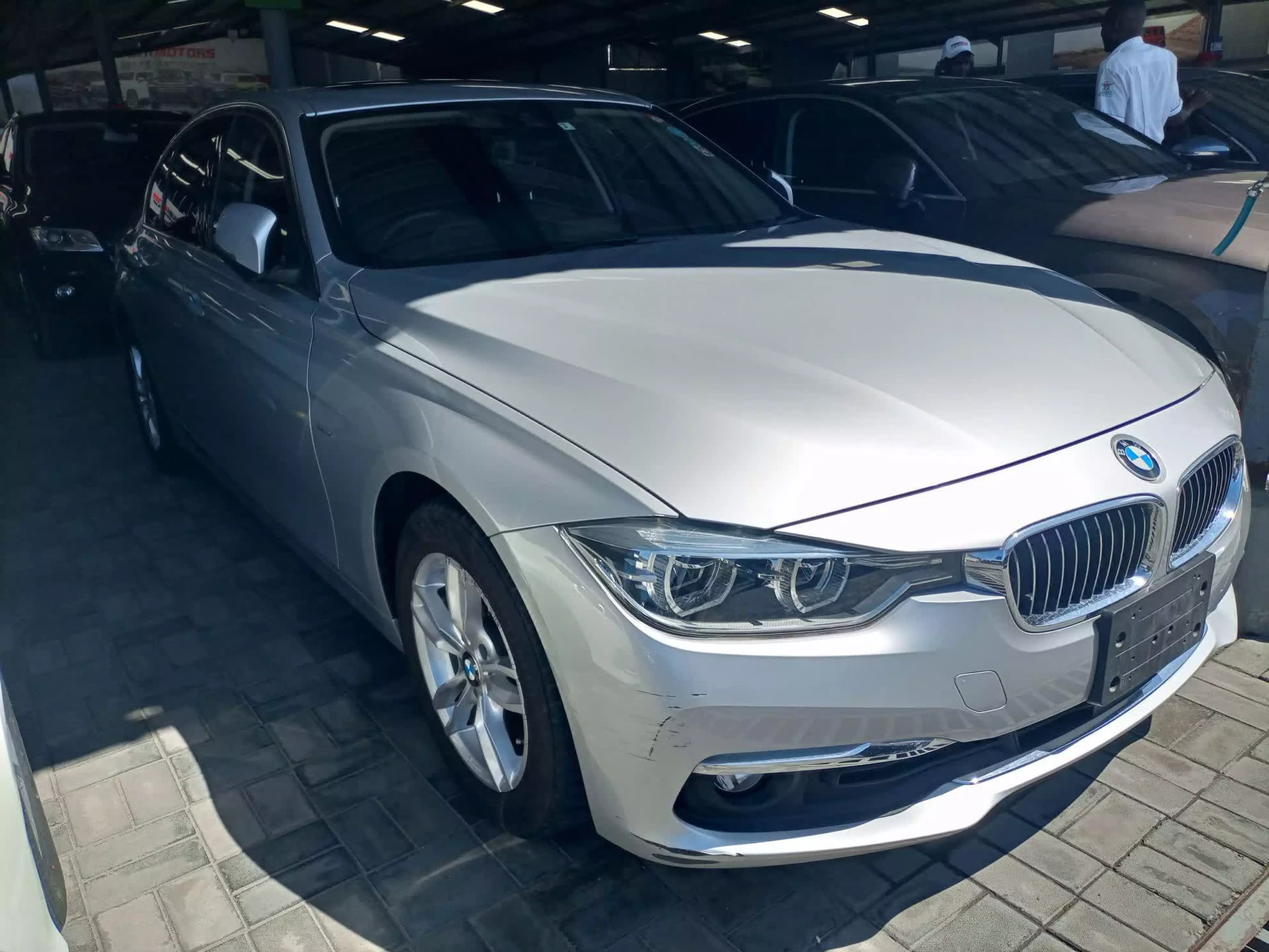 BMW 320 - 2016