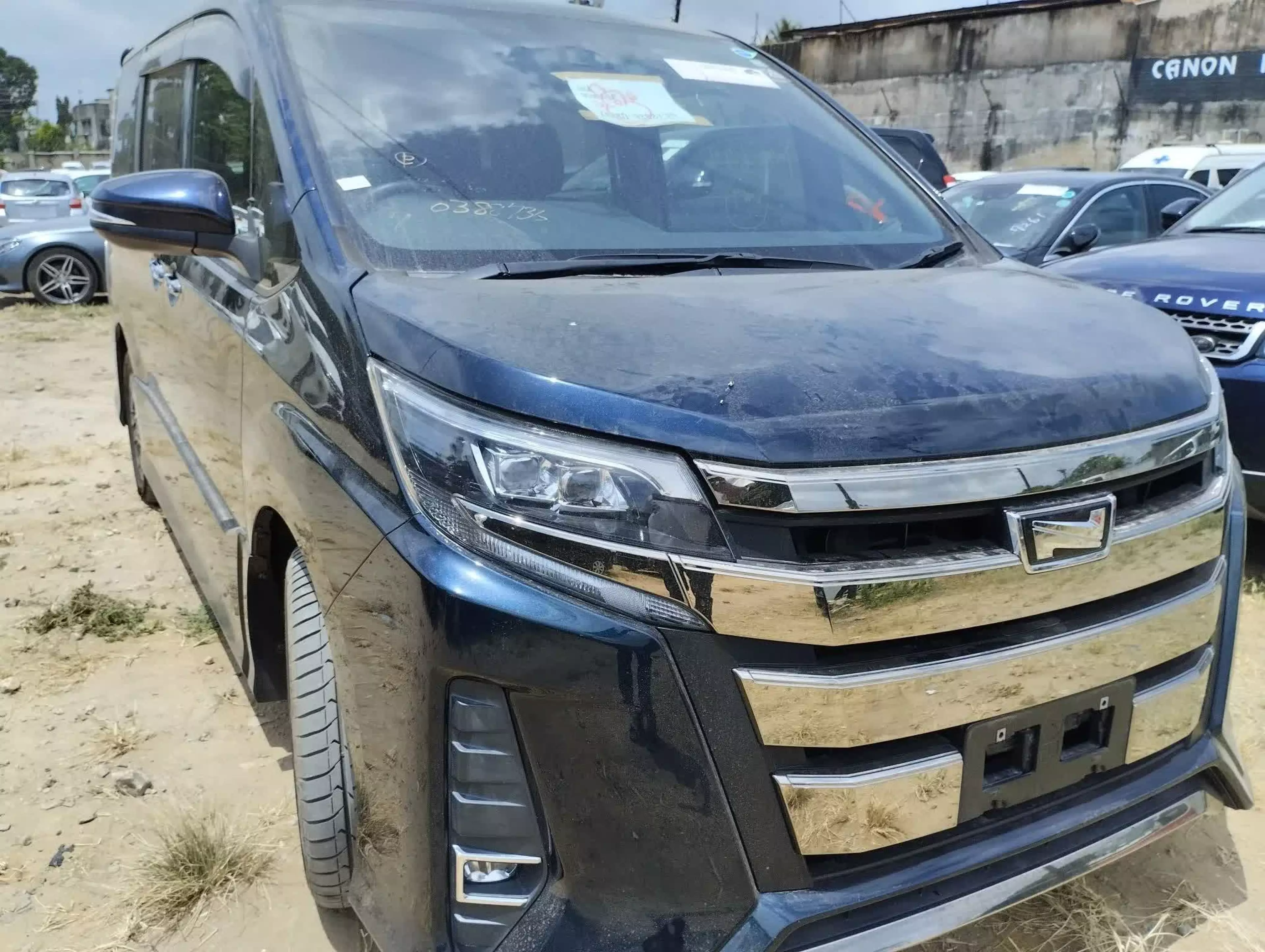 Toyota Noah WXB - 2016