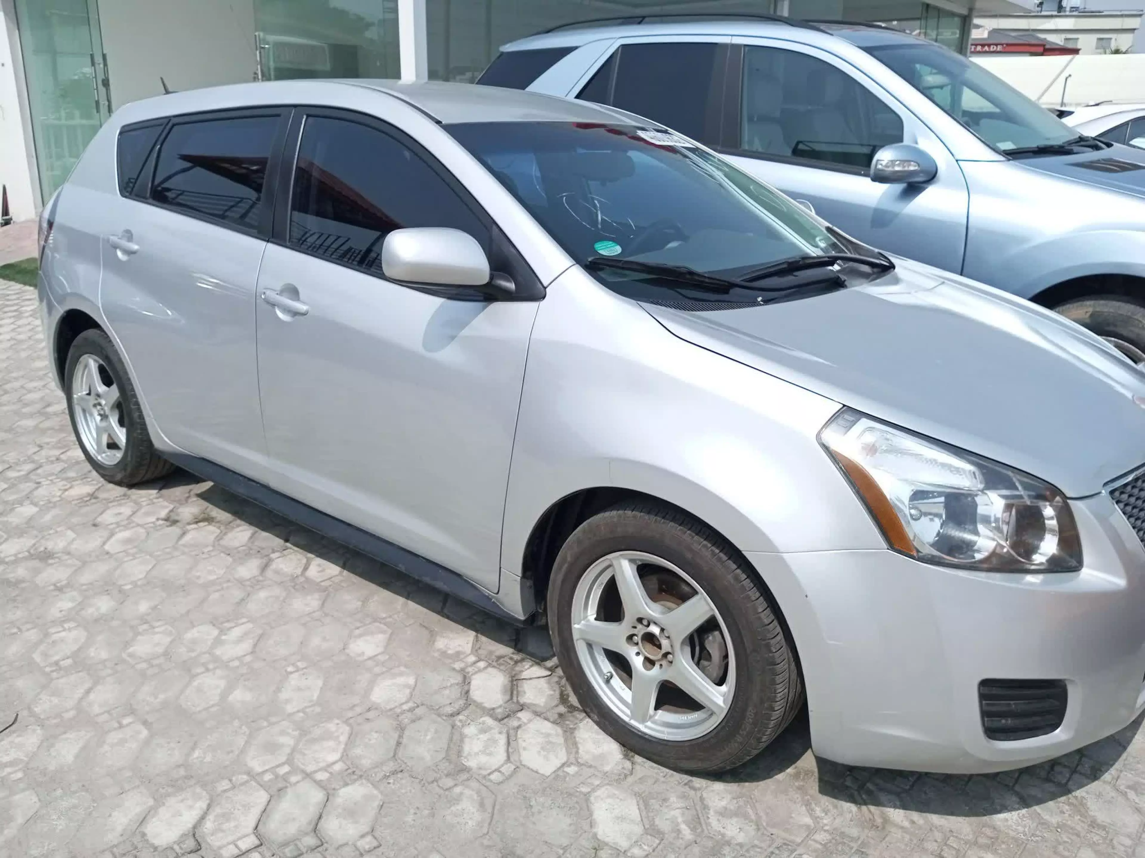 Pontiac Vibe - 2009