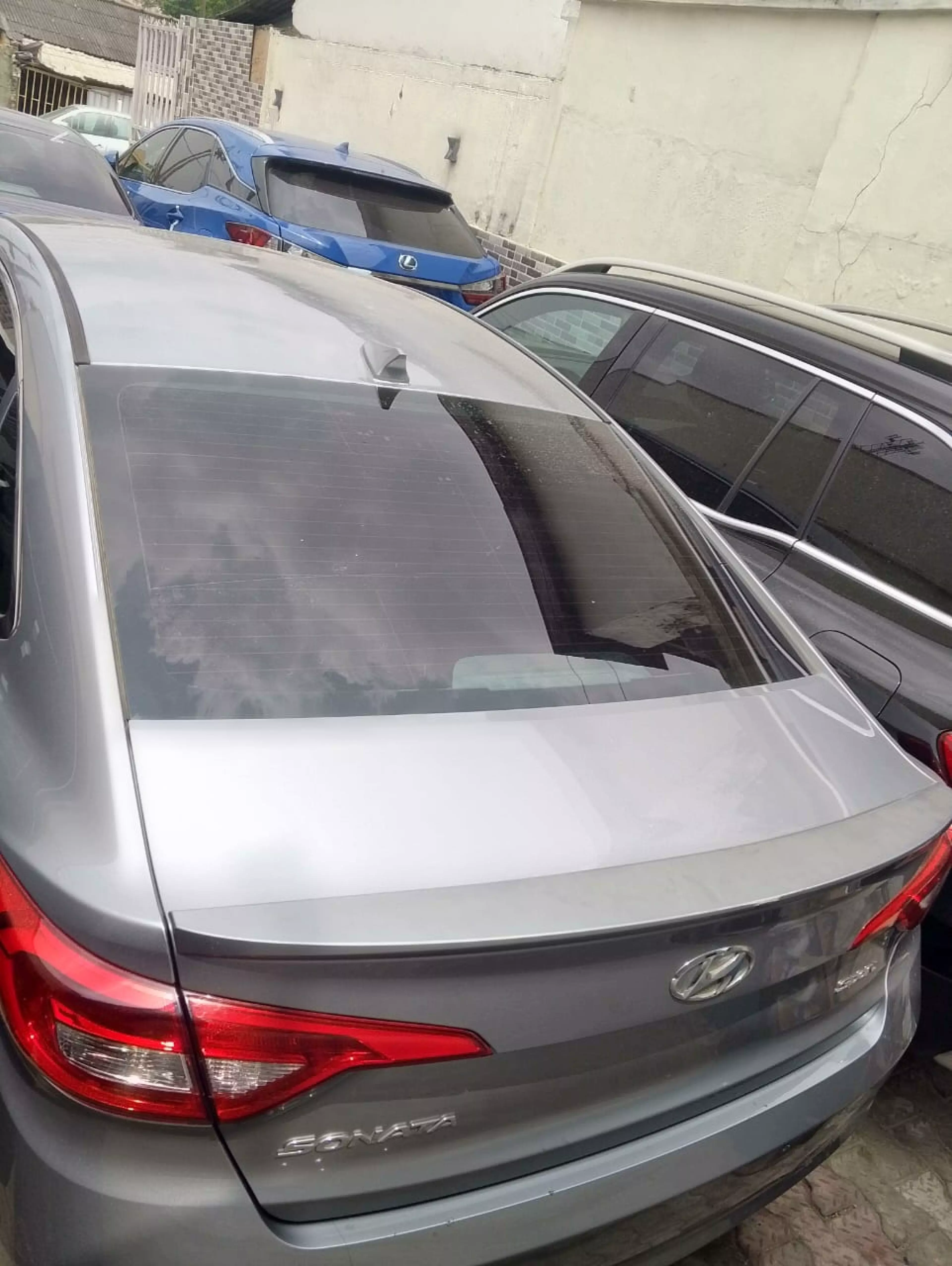 Hyundai Sonata   - 2015