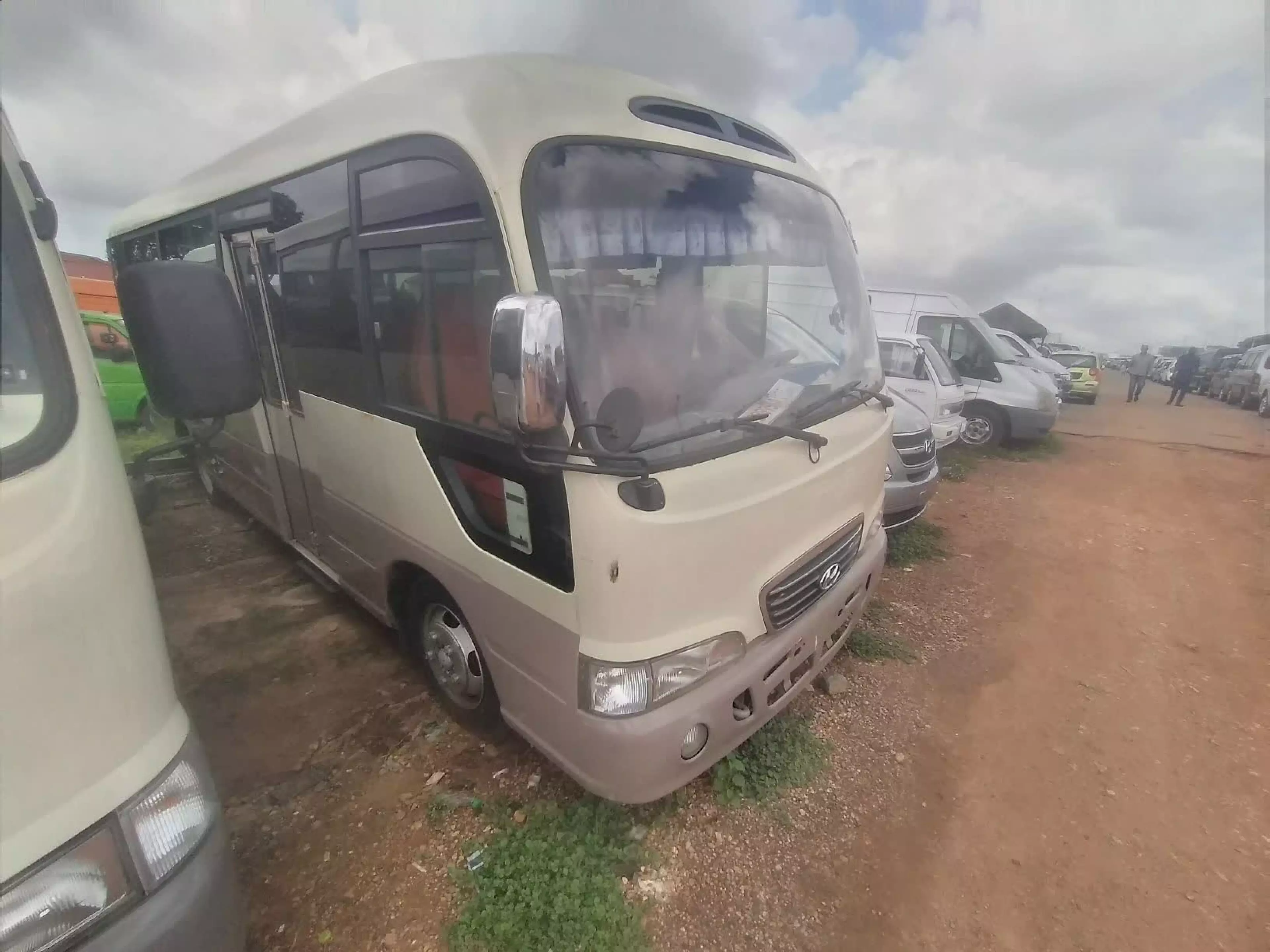 Hyundai county - 2005