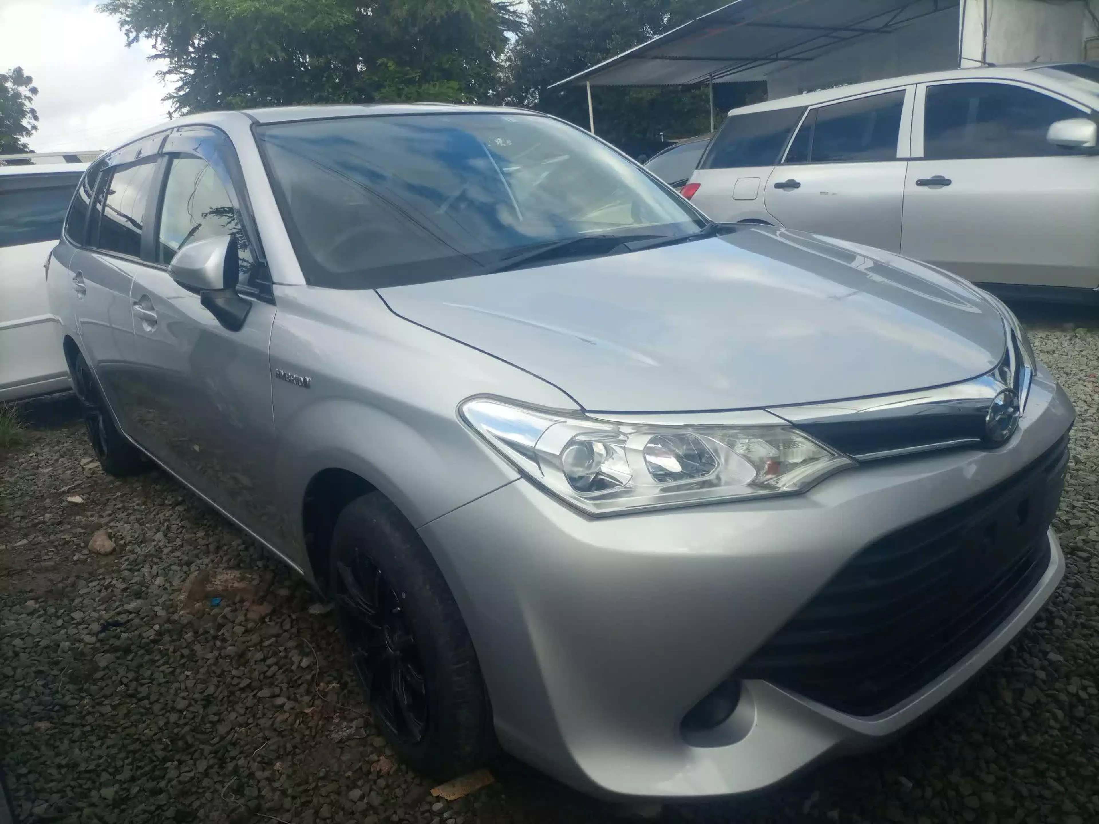Toyota Fielder hybrid  - 2015