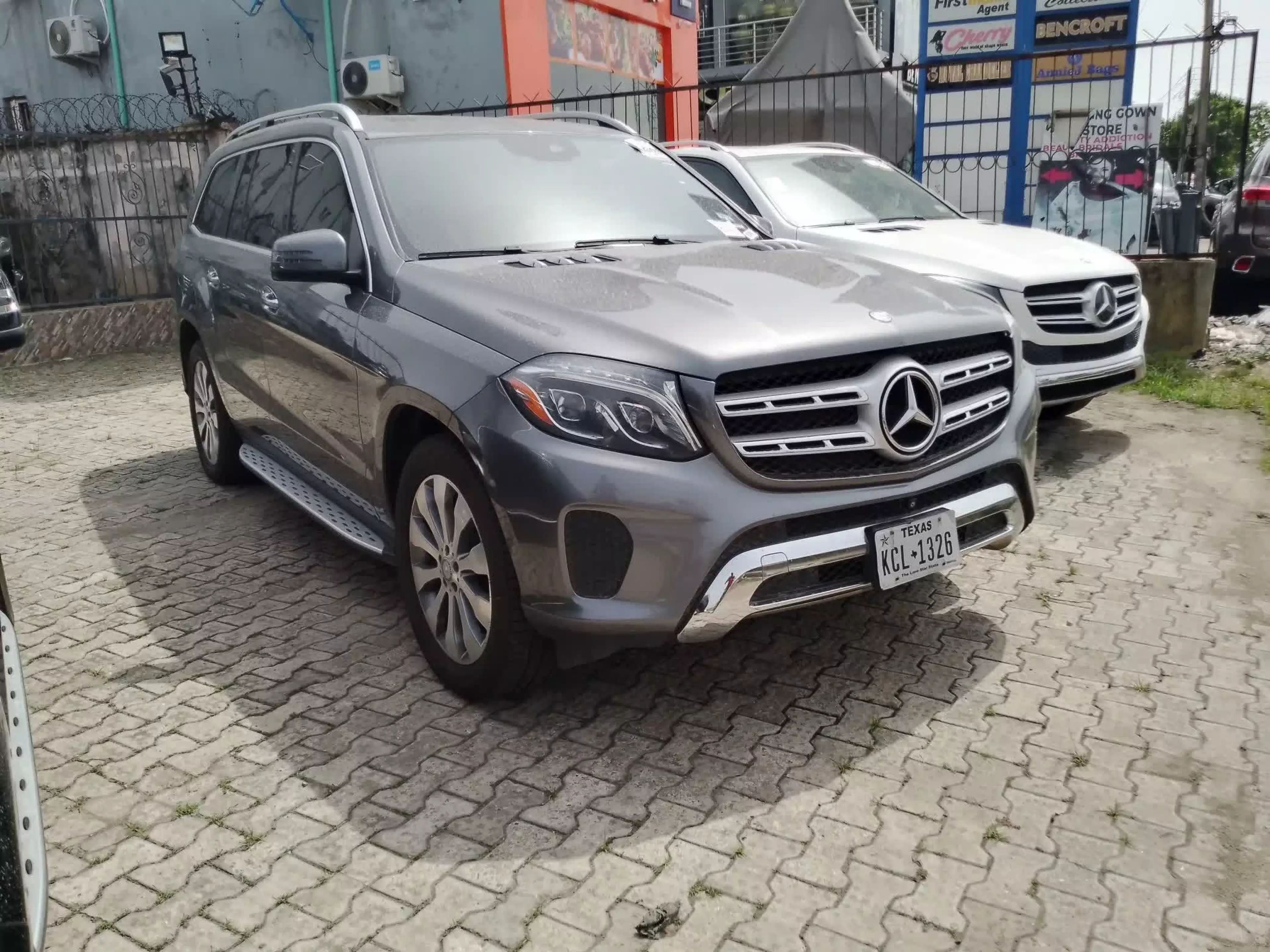 Mercedes-Benz GLS 450 - 2018