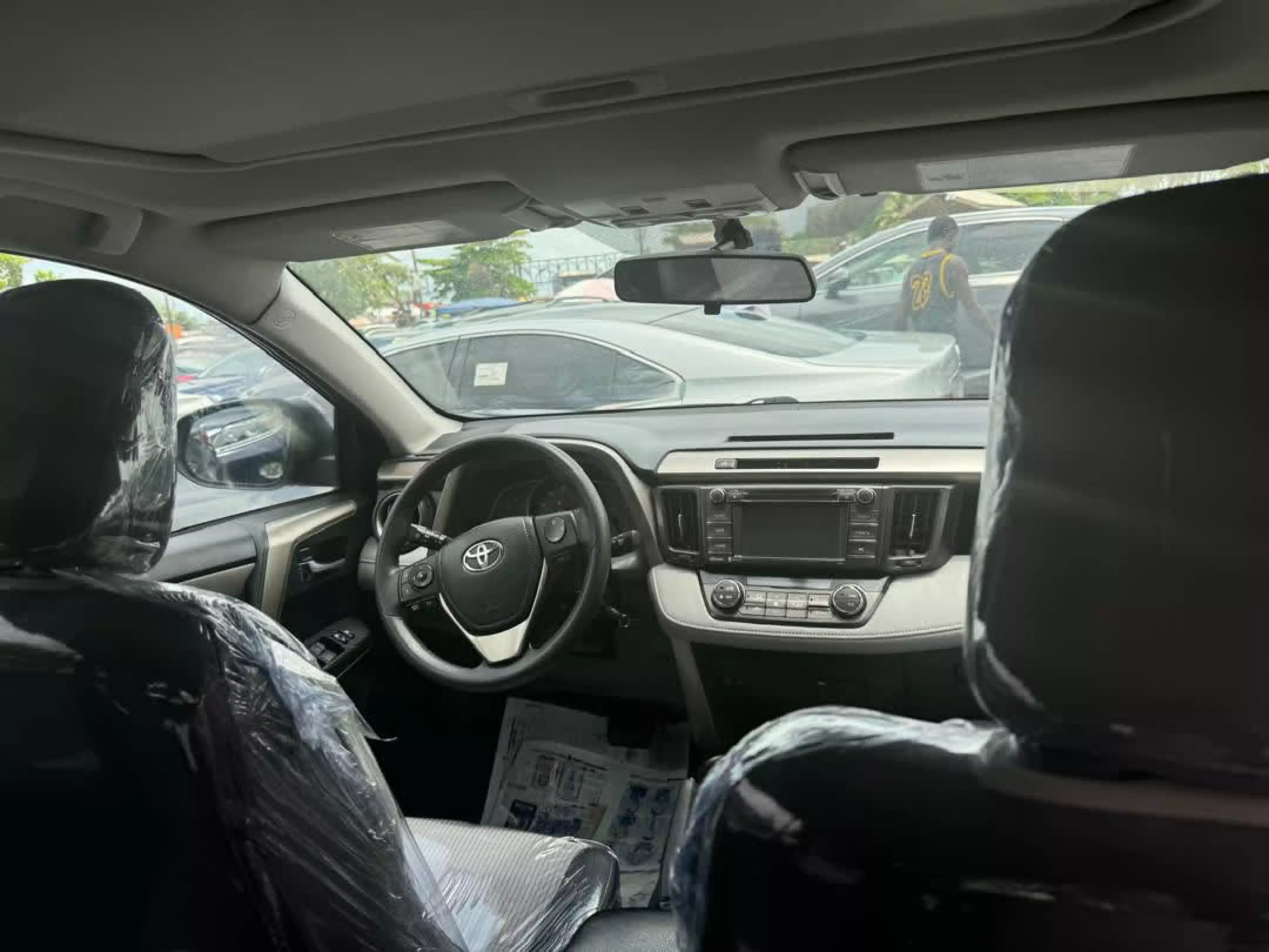 Toyota RAV 4   - 2015