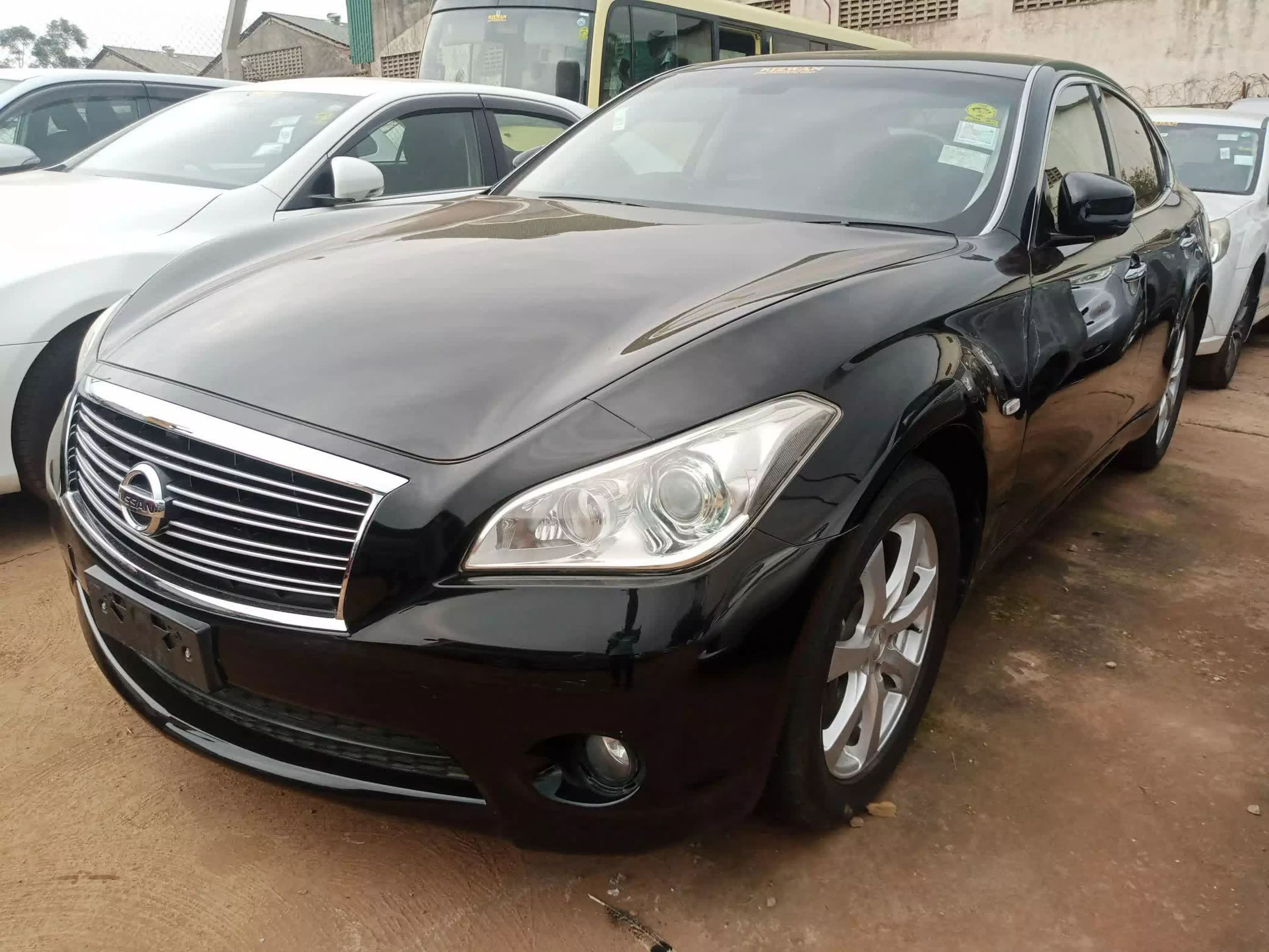 Nissan Fuga  - 2009