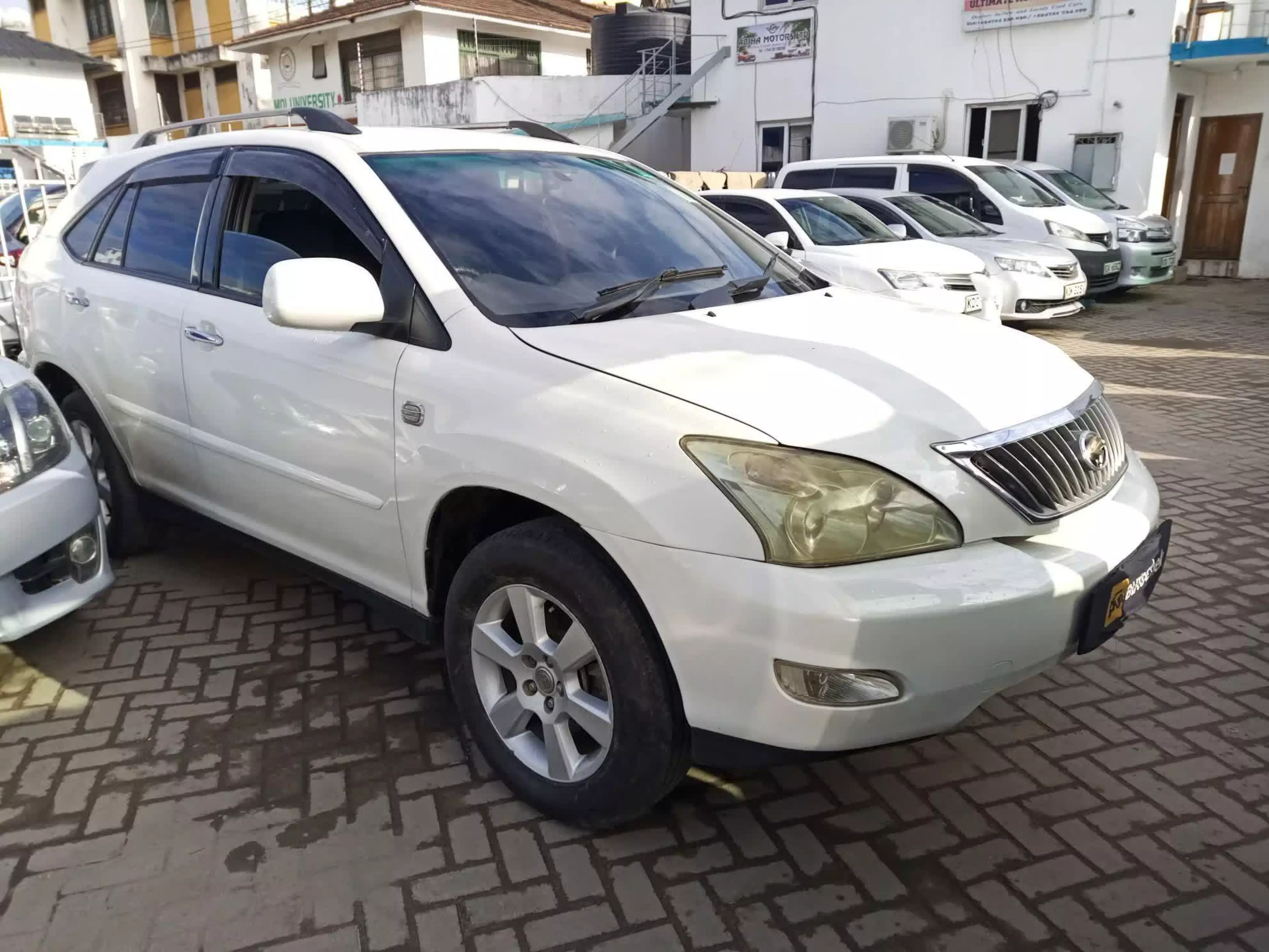 Toyota Harrier - 2010