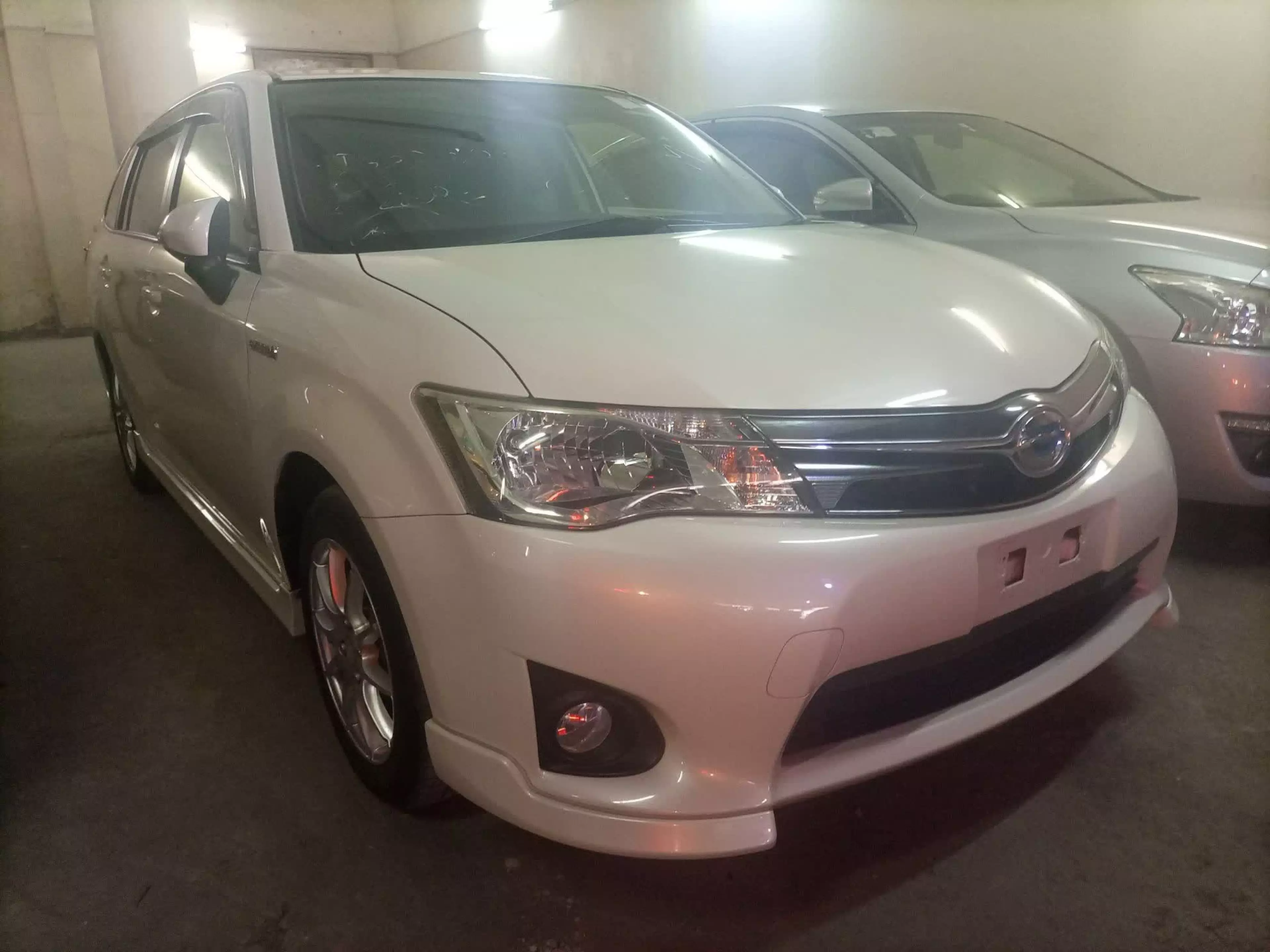 Toyota Fielder hybrid  - 2015