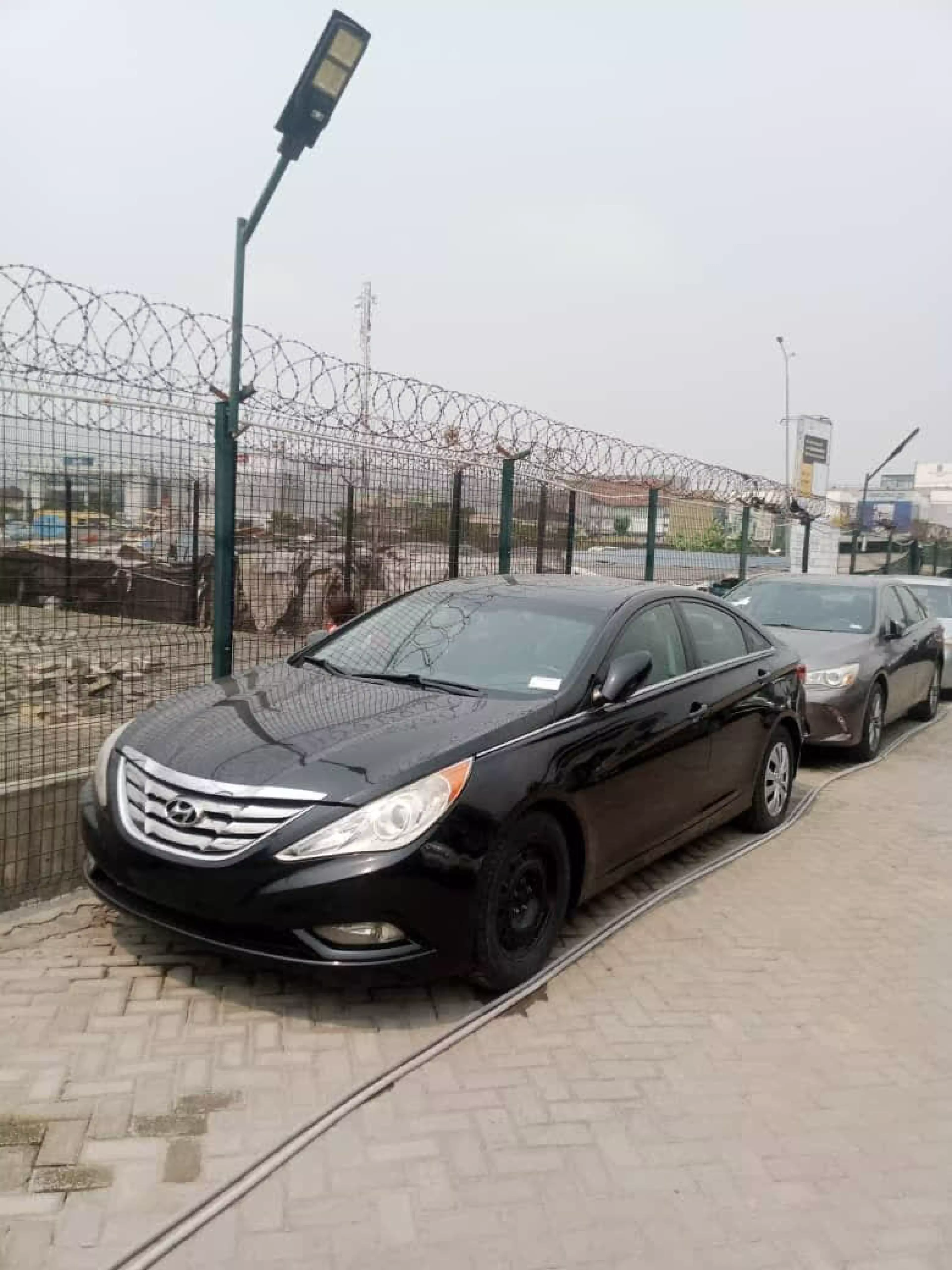 Hyundai Sonata - 2011
