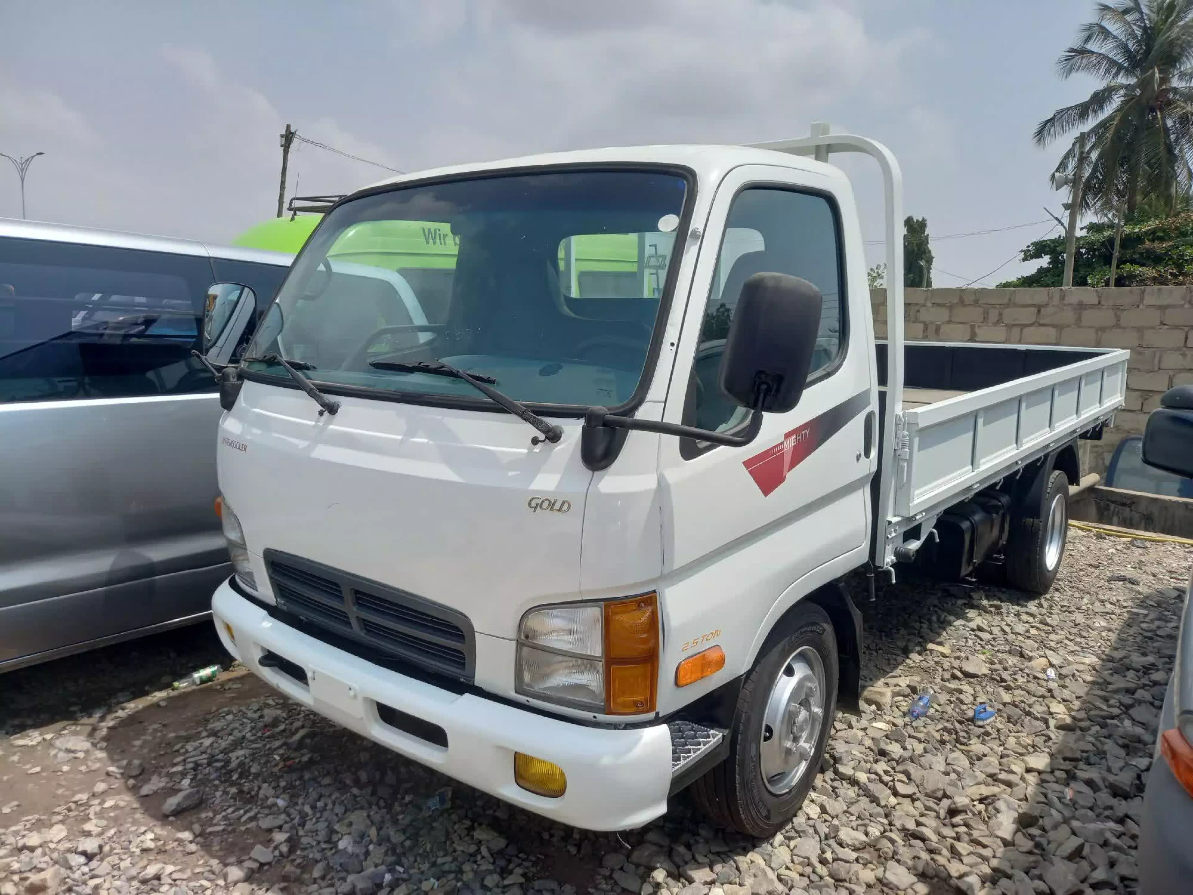 Hyundai Mighty - 2004