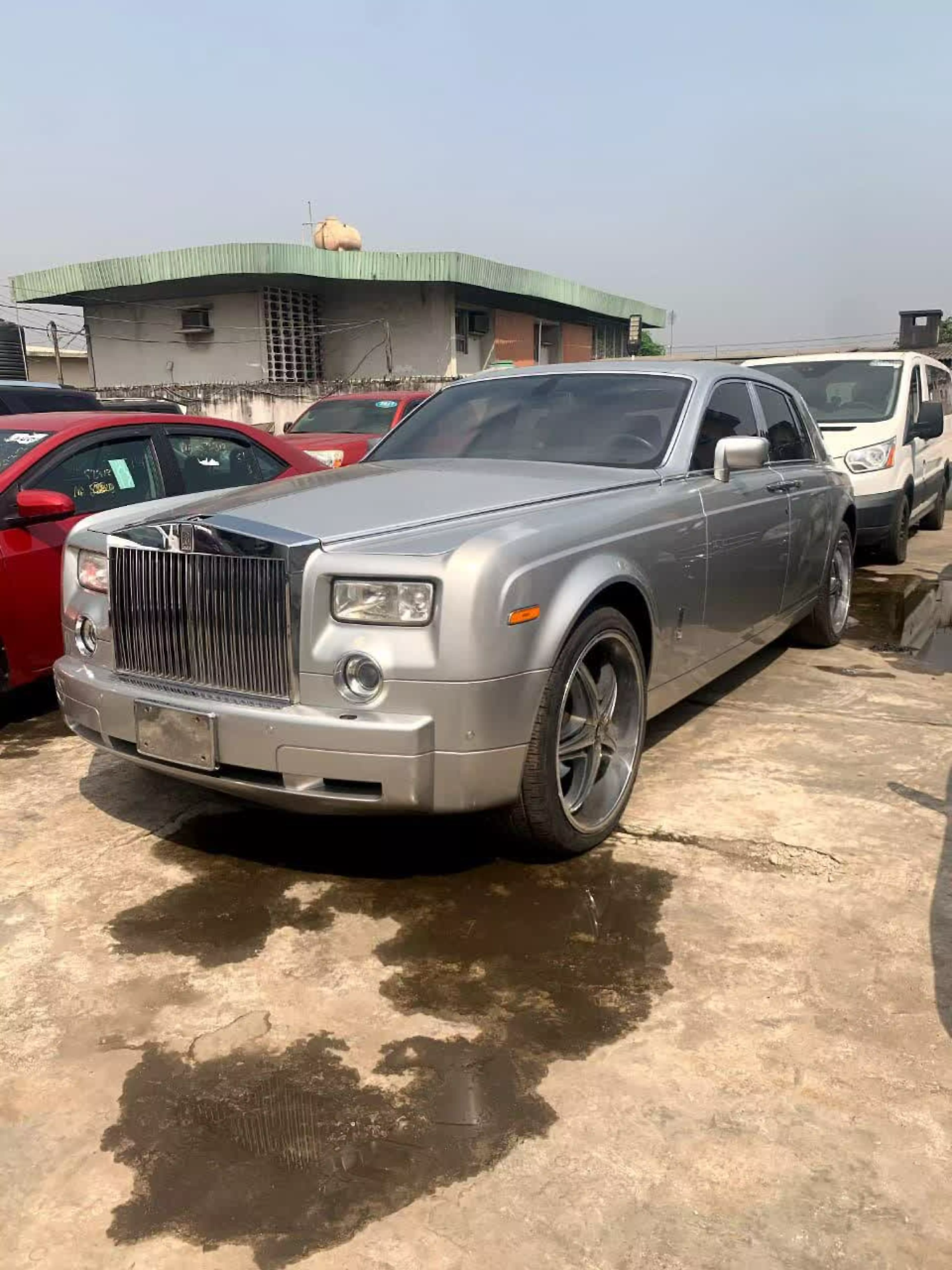 Rolls-Royce Phantom - 2006