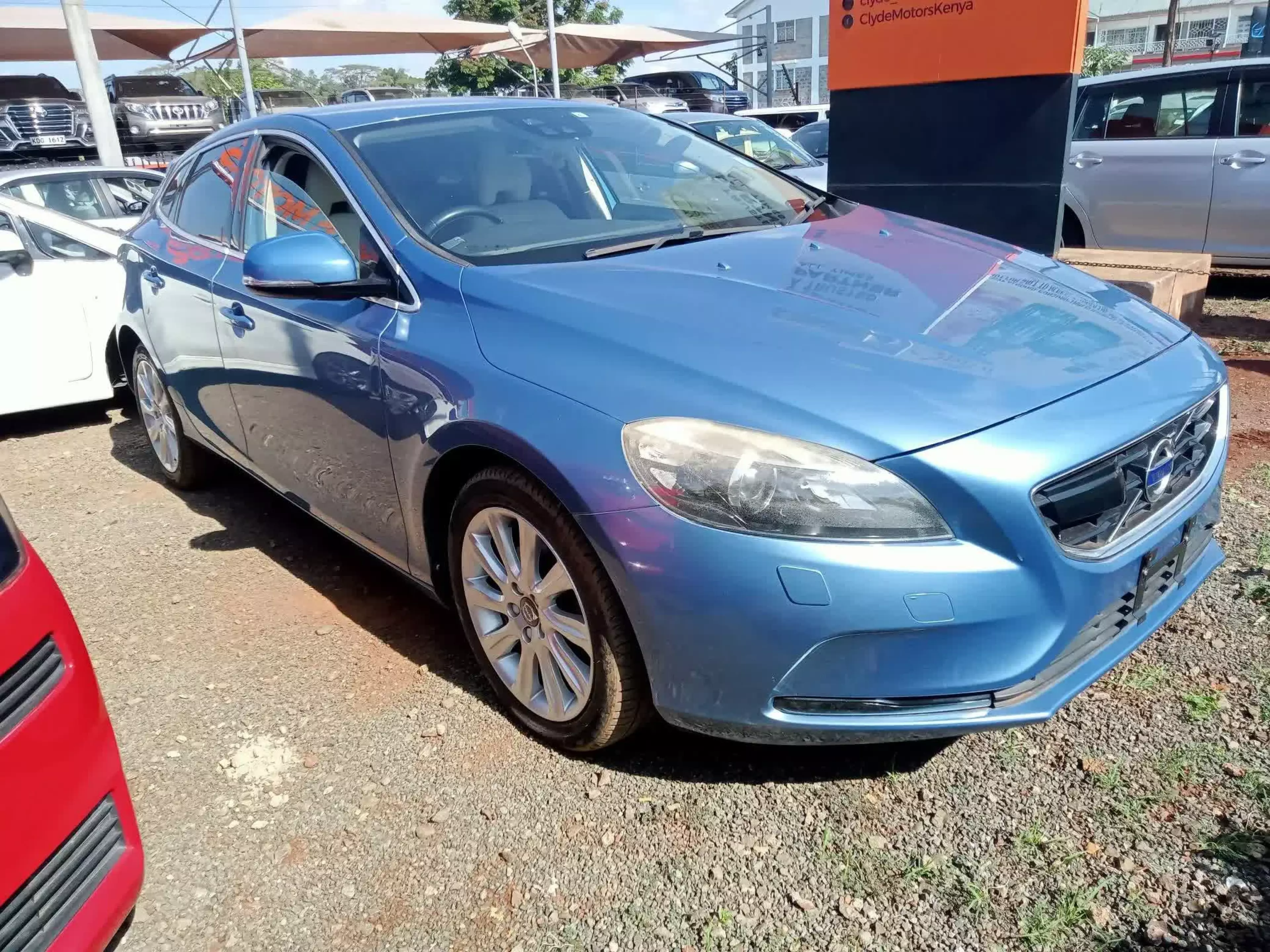 Volvo V40 - 2015