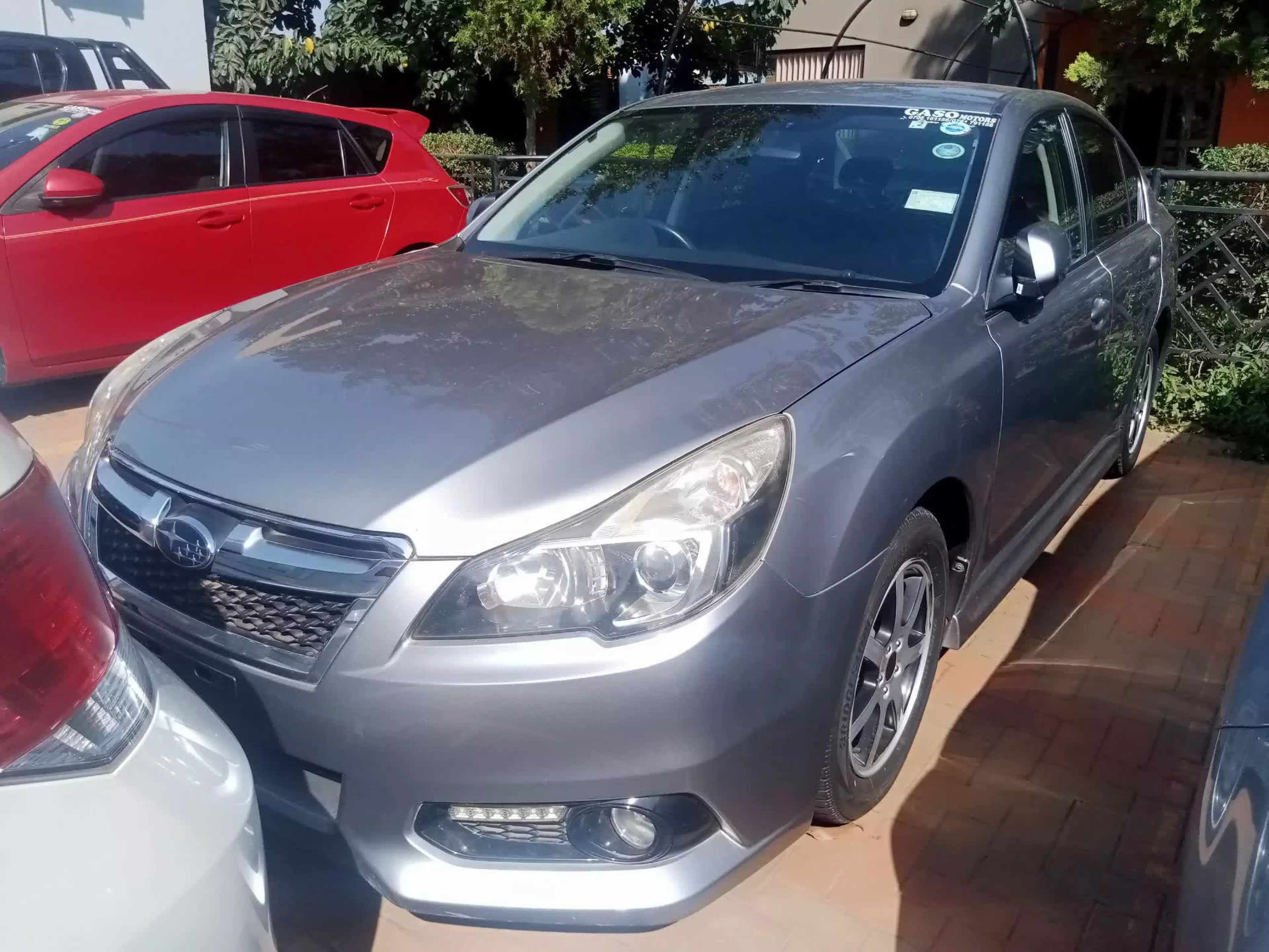 Subaru Legacy - 2010