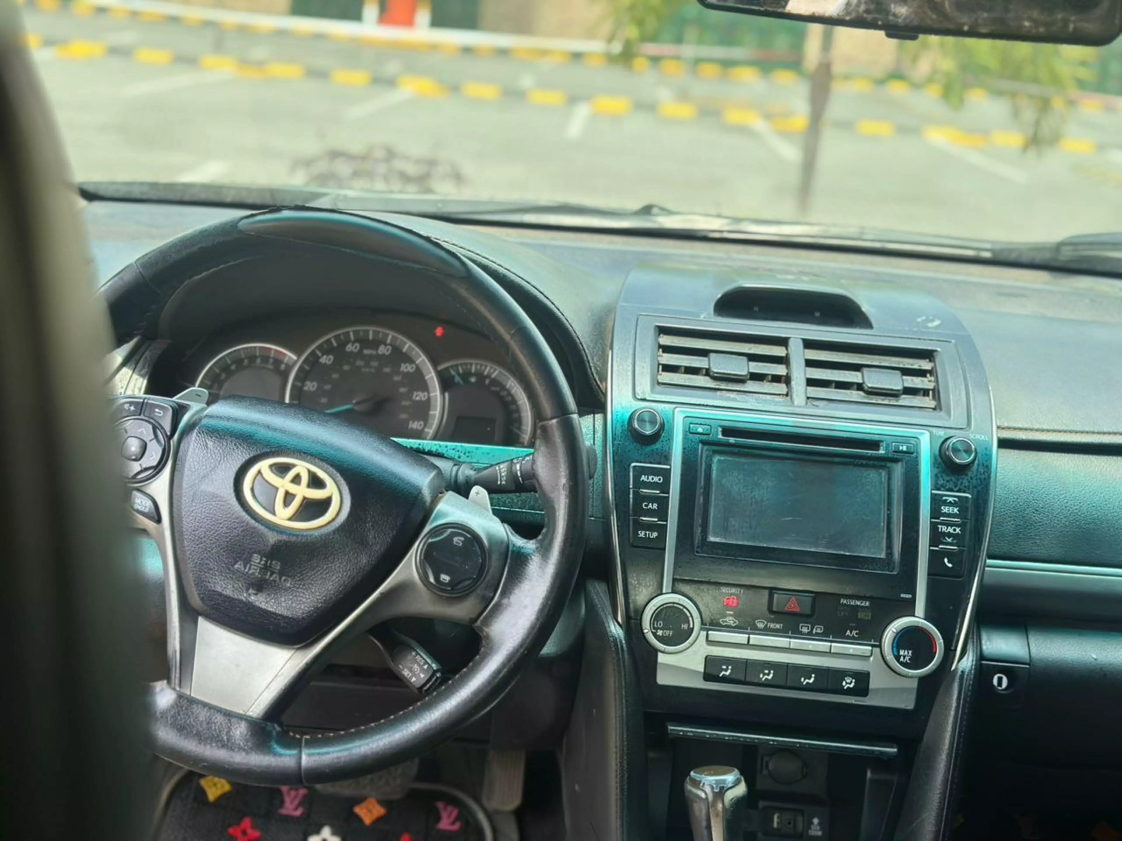 Toyota Camry   - 2012