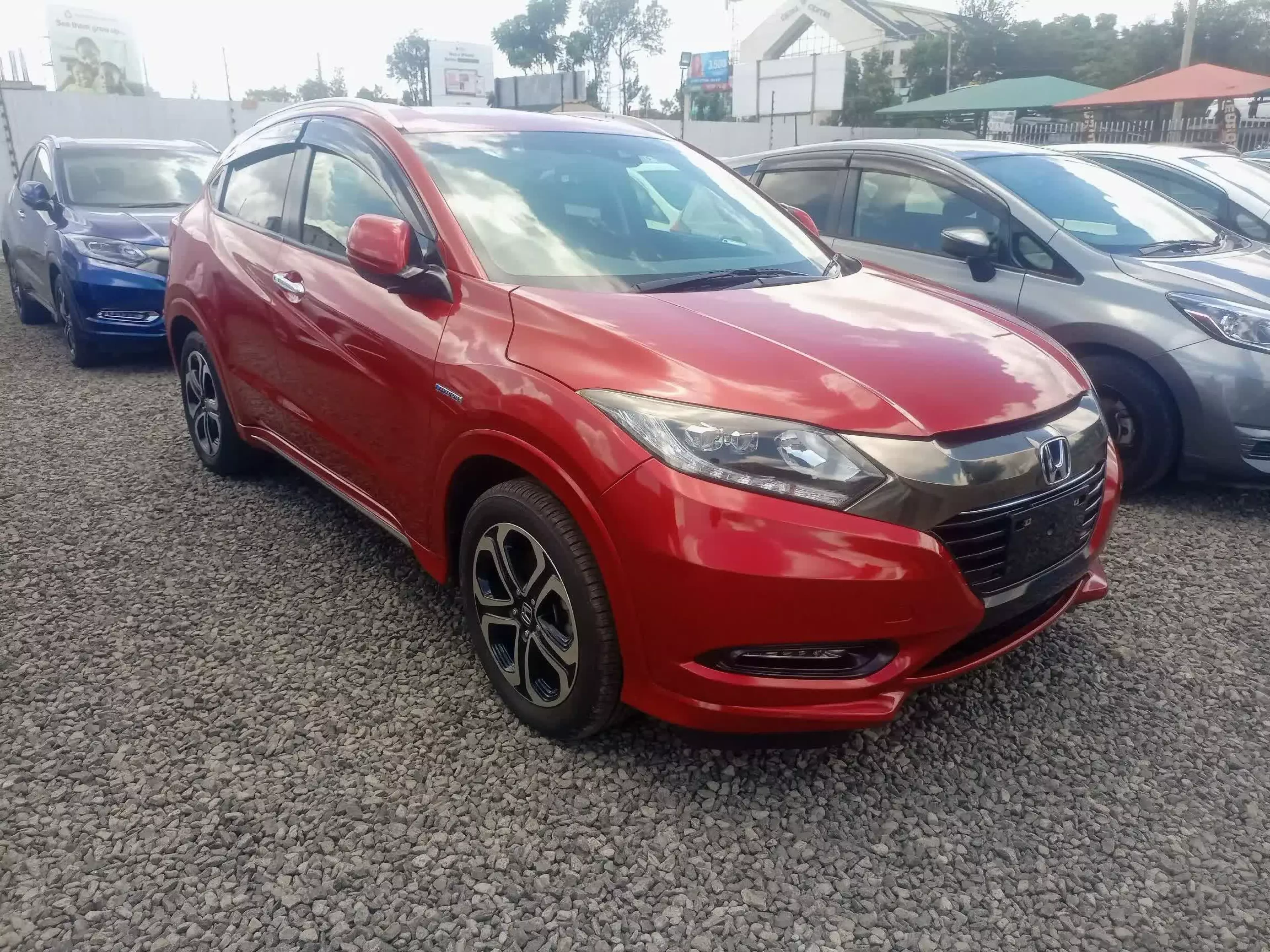 Honda Vezel Hybrid - 2016