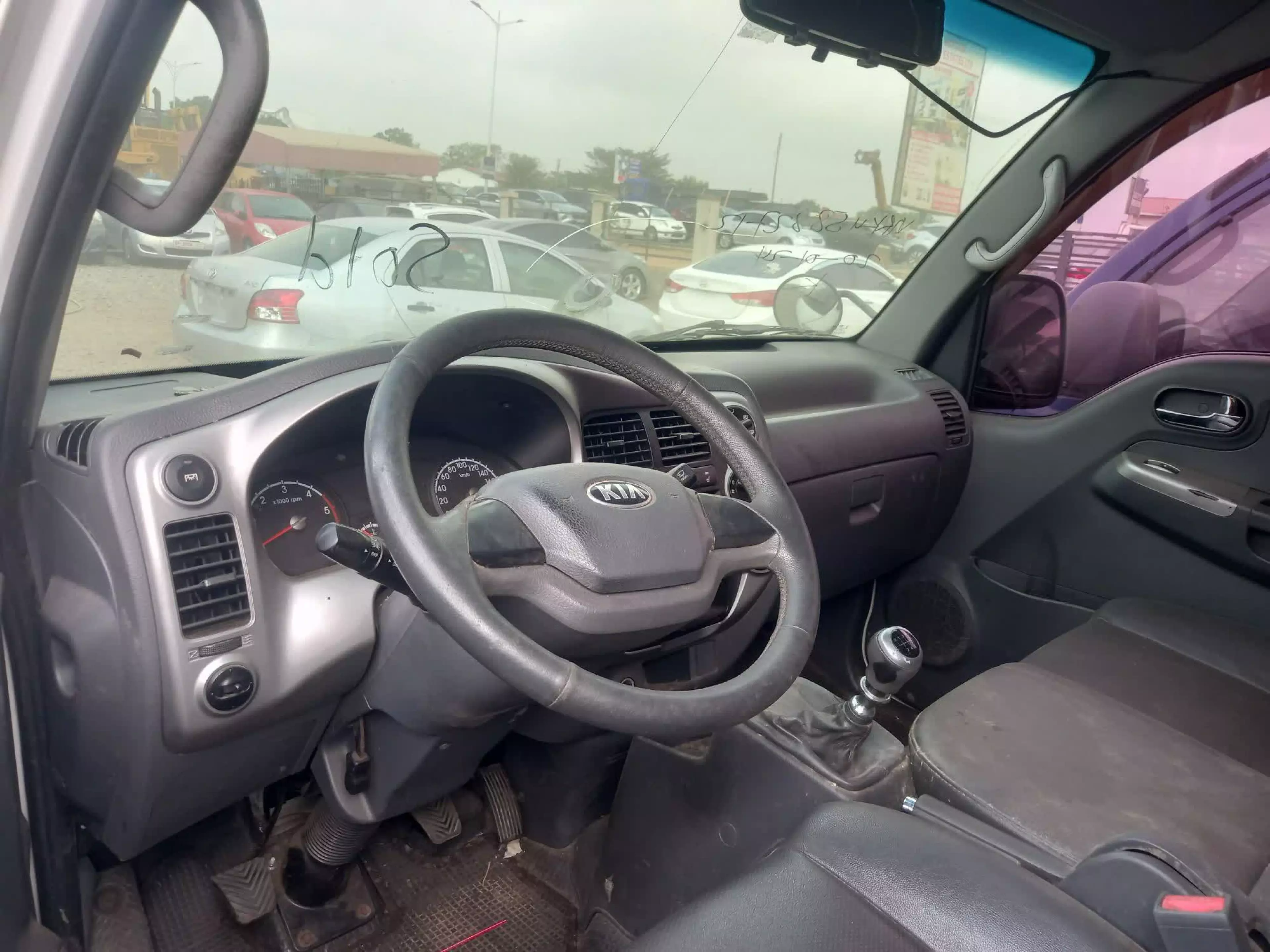 KIA Bongo   - 2014